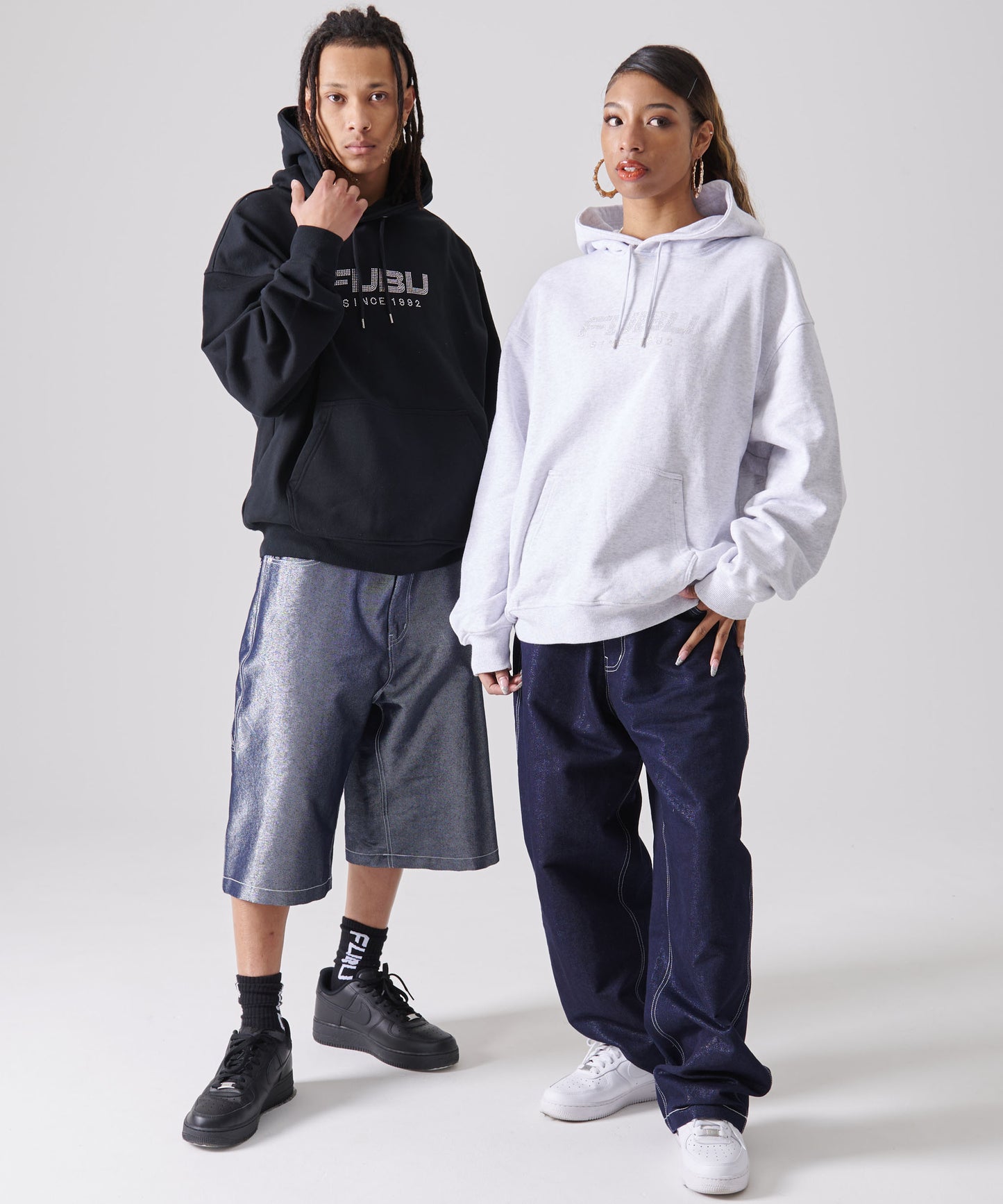 RHINESTONE OG LOGO HOODIE/ラインストーンロゴフーディー【FAM-51705】