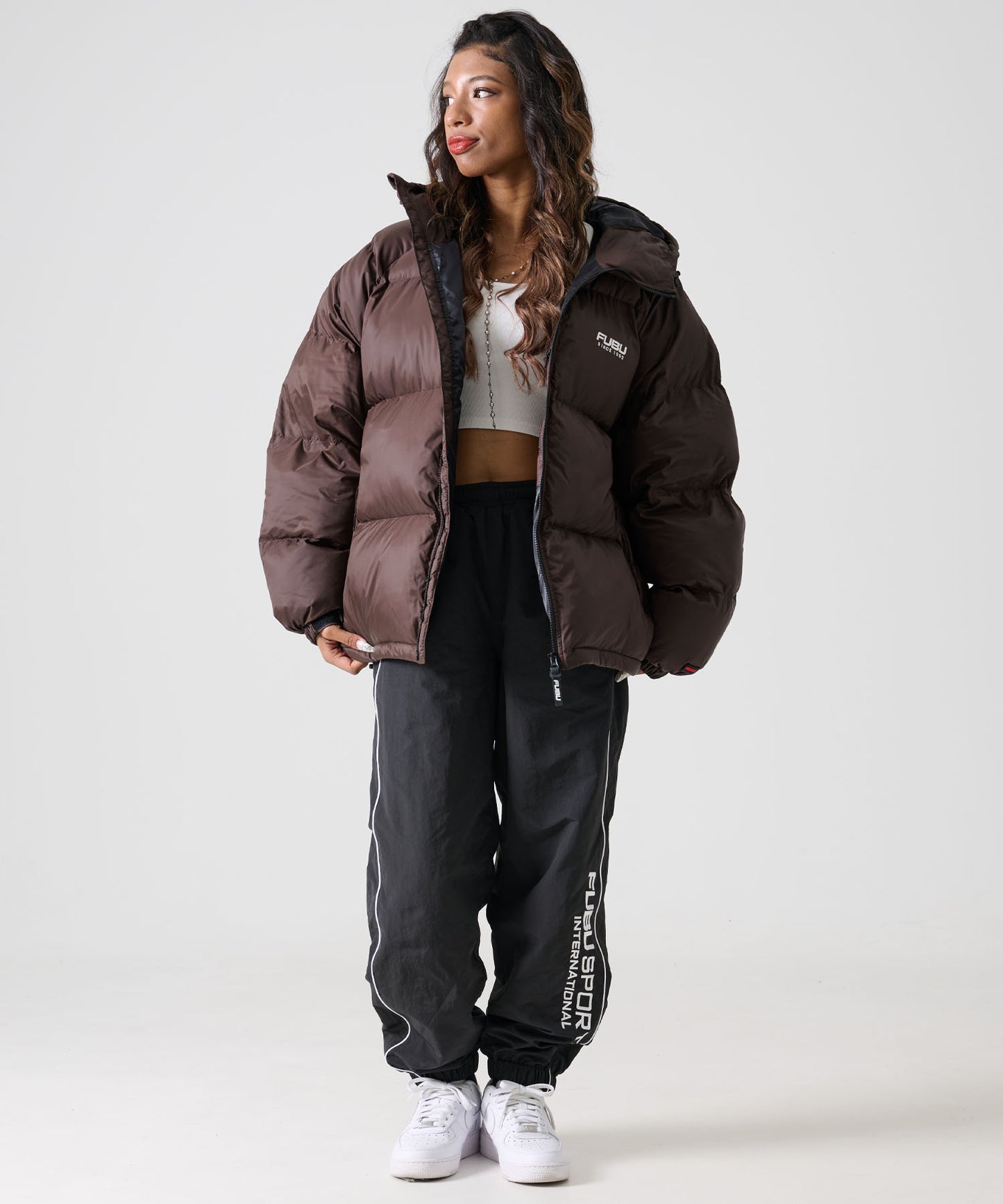 【NEW】【9月下旬発送予定】NYLON PUFFER HOODED JACKET/フード付きナイロンパファージャケット【FAM-52305】