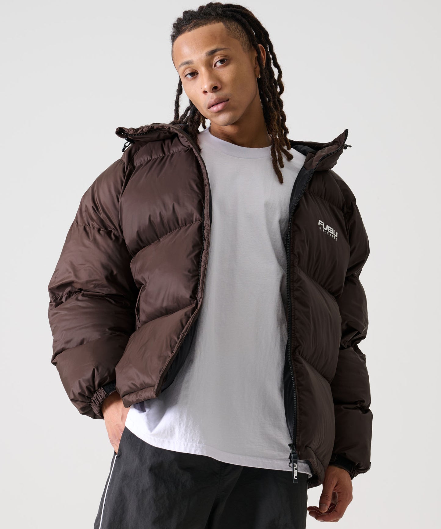 【NEW】【9月下旬発送予定】NYLON PUFFER HOODED JACKET/フード付きナイロンパファージャケット【FAM-52305】