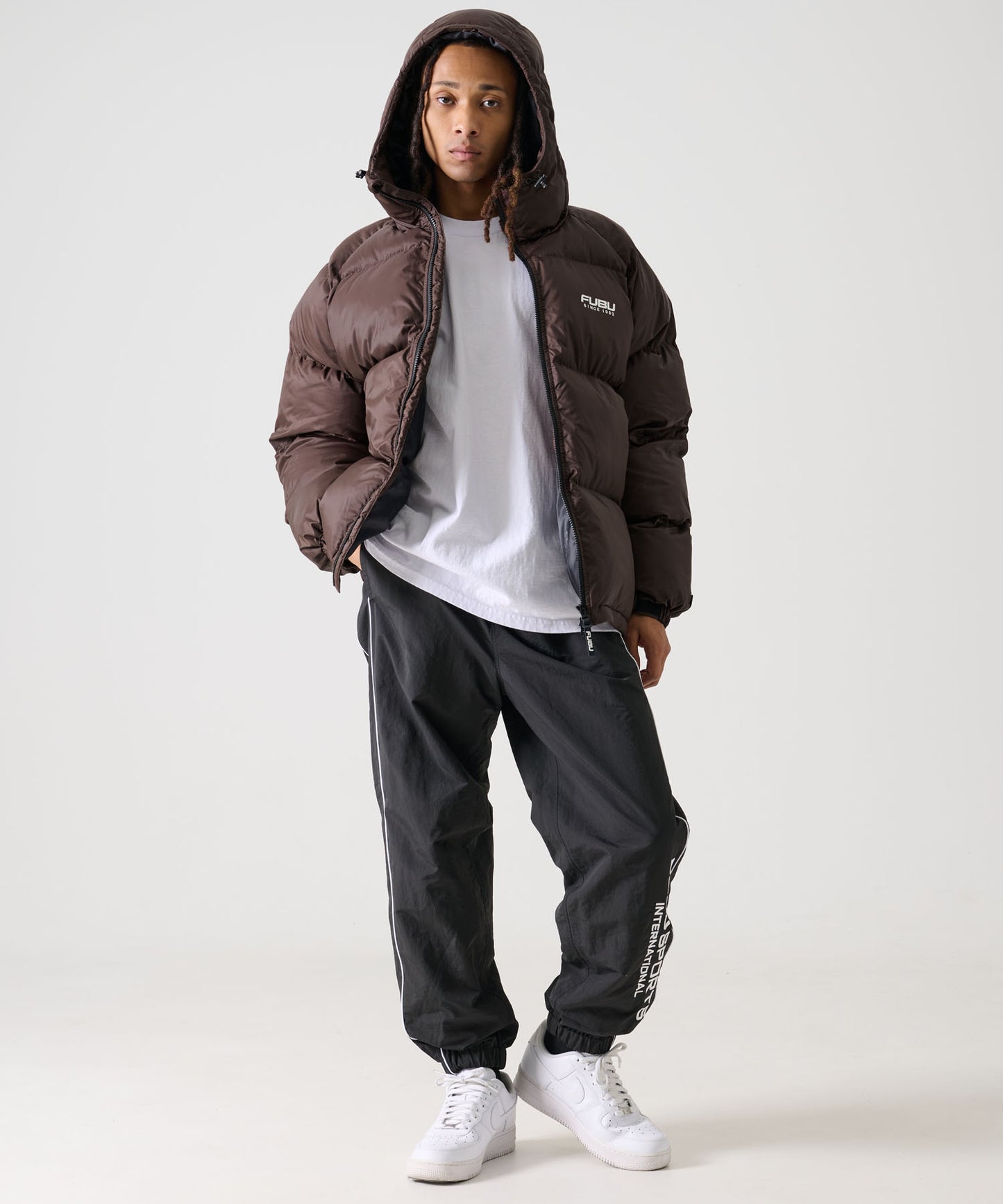 【NEW】【9月下旬発送予定】NYLON PUFFER HOODED JACKET/フード付きナイロンパファージャケット【FAM-52305】