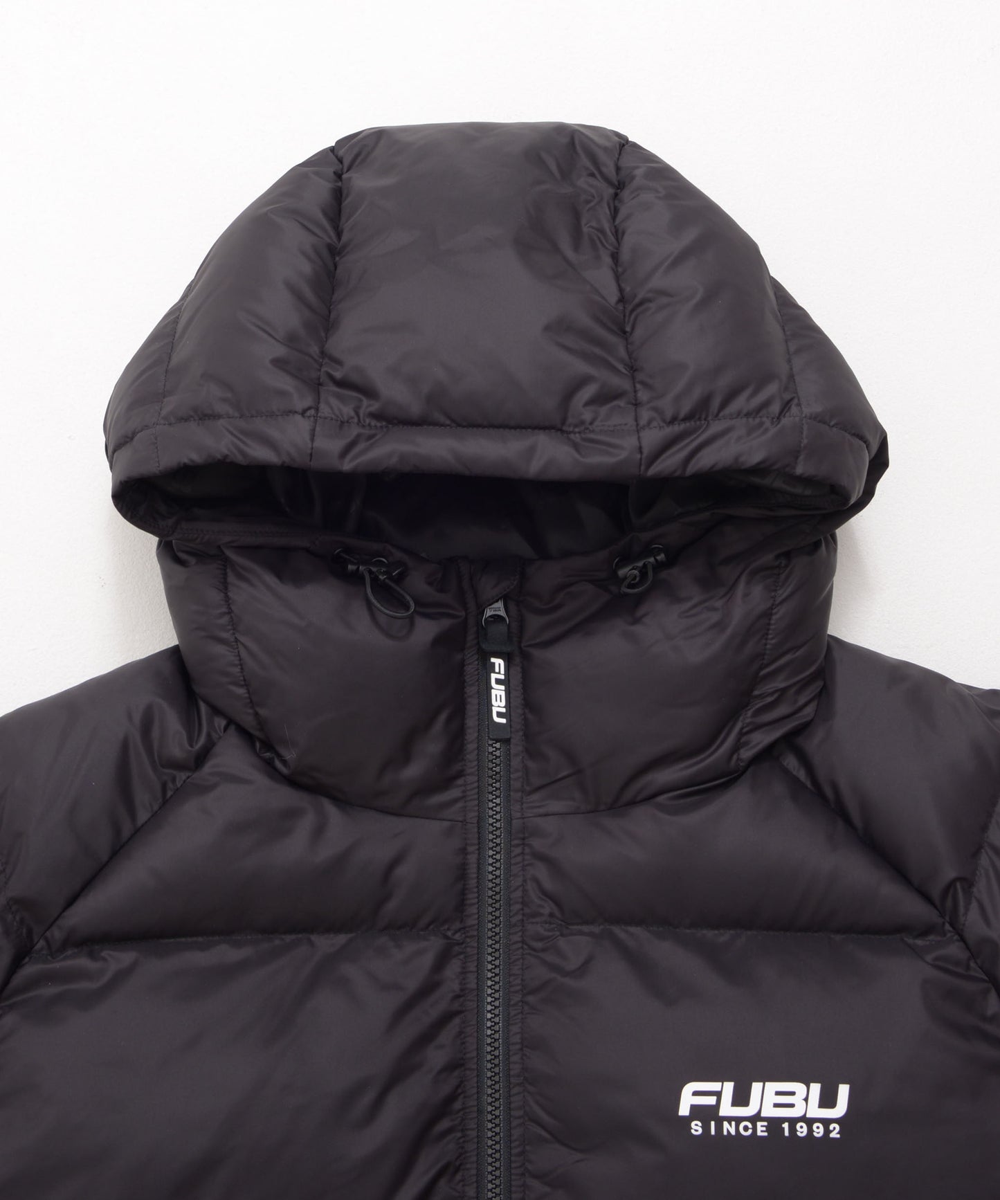 【NEW】【9月下旬発送予定】NYLON PUFFER HOODED JACKET/フード付きナイロンパファージャケット【FAM-52305】