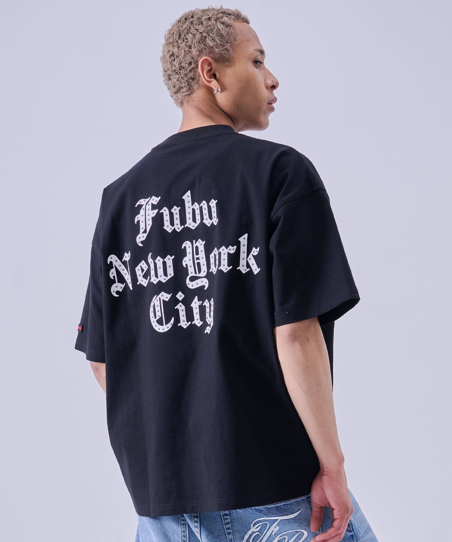 【NEW】STUDS LOGO T-SHIRTS/スタッドロゴTシャツ【FAM-61710】