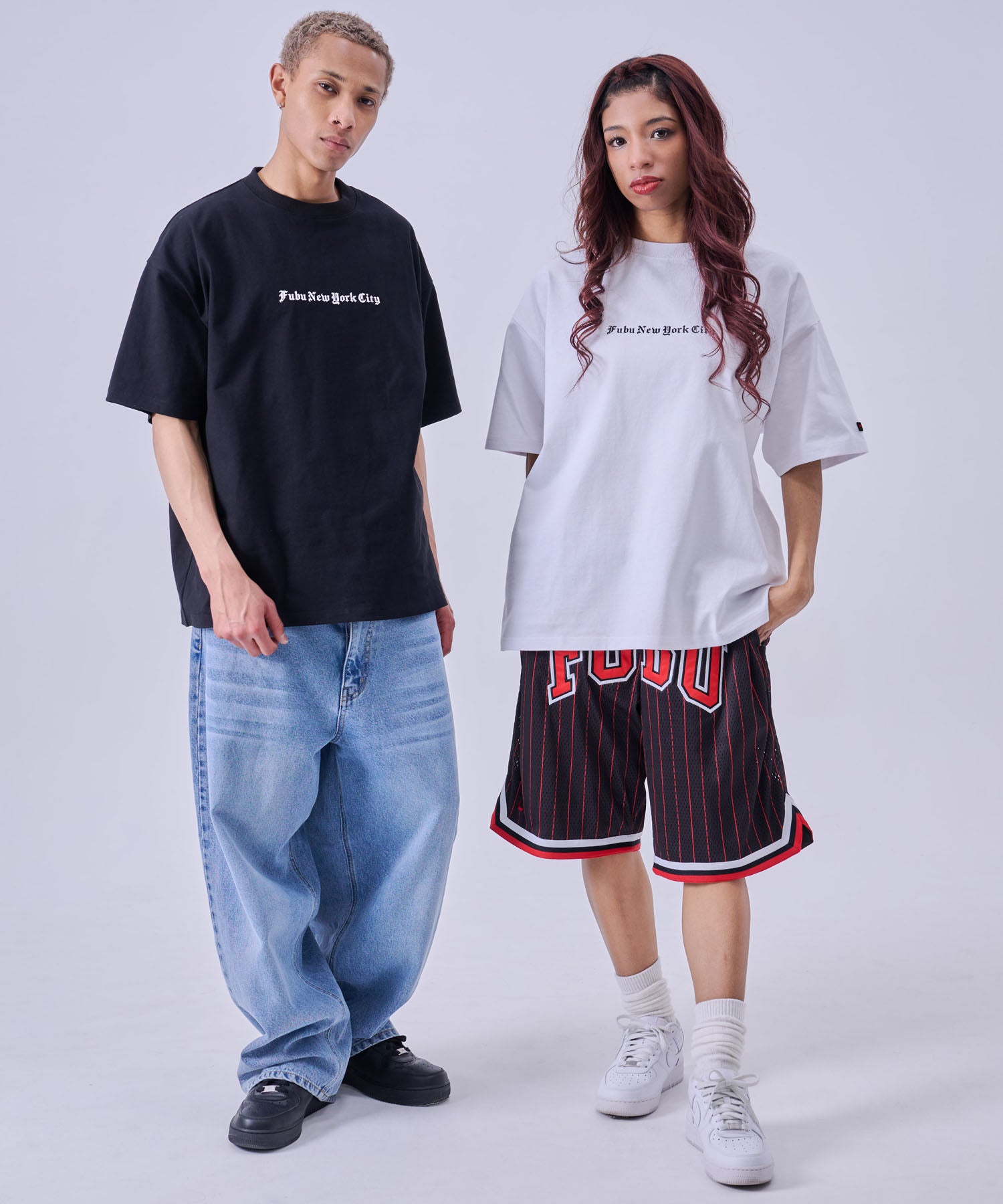 FUBU フブ スタッドロゴTシャツ。FUBUはアメリカの代表的なHIPHOP