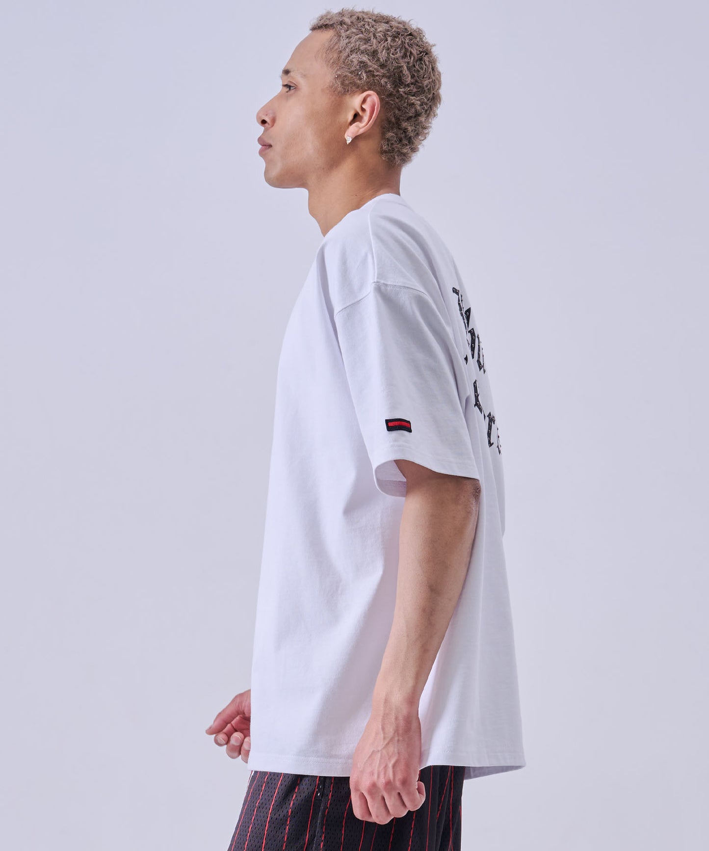 【NEW】STUDS LOGO T-SHIRTS/スタッドロゴTシャツ【FAM-61710】