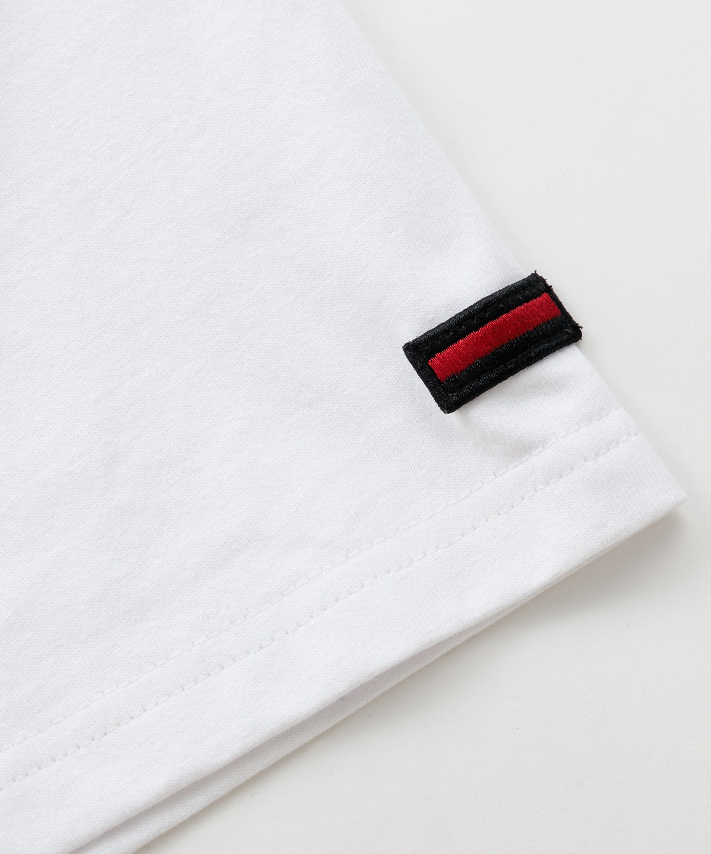 【NEW】STUDS LOGO T-SHIRTS/スタッドロゴTシャツ【FAM-61710】