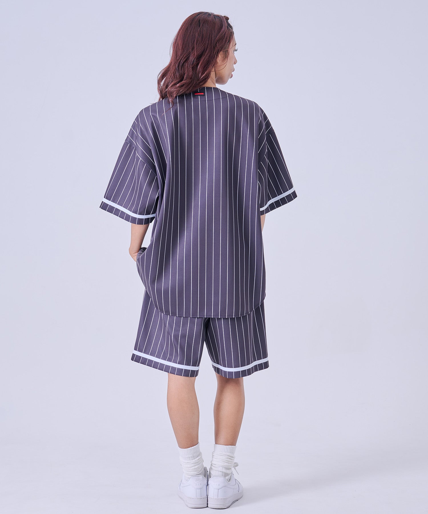FUBU フブ パッチ付きベースボールシャツ。FUBUはアメリカの代表的な