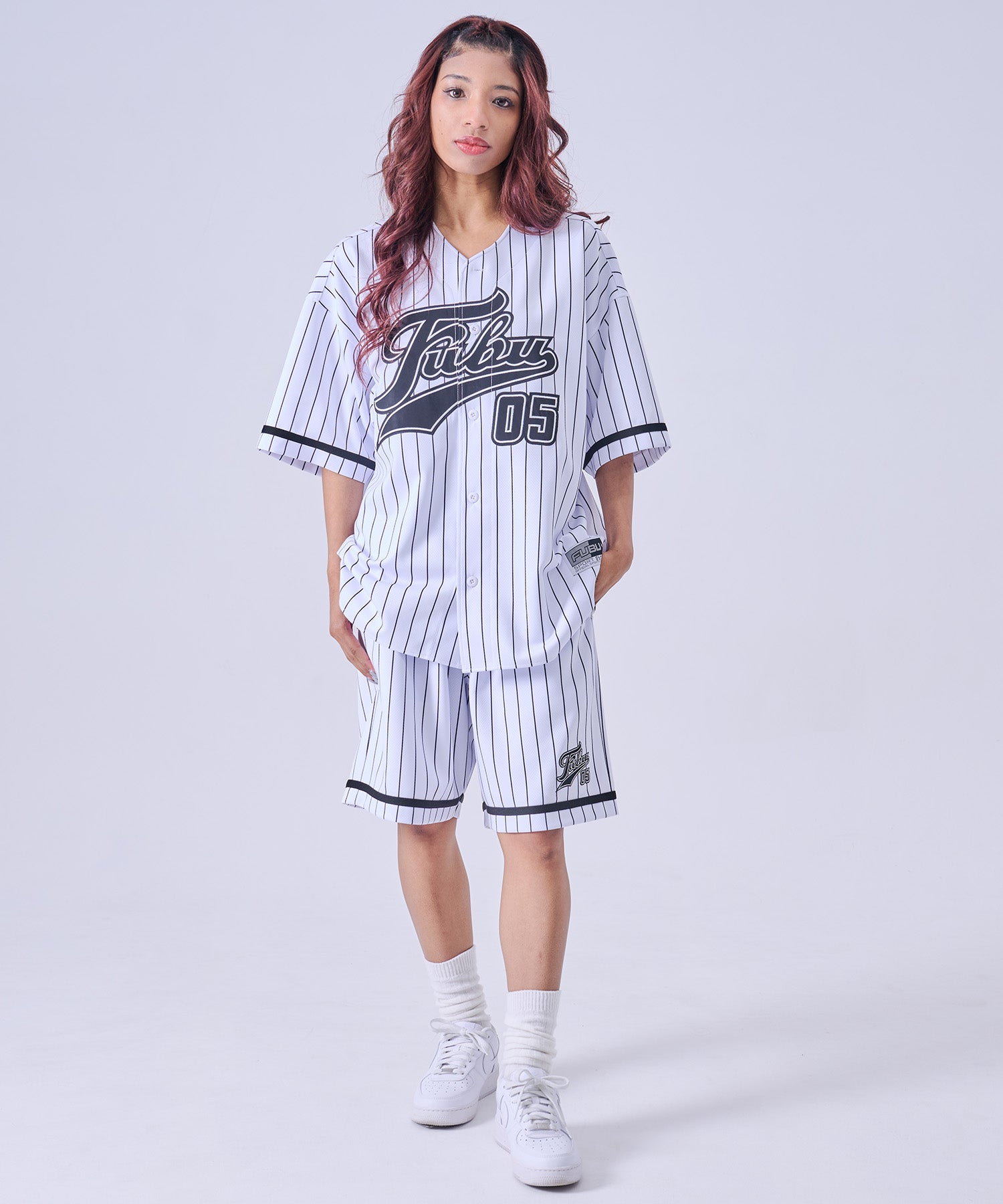 FUBU フブ パッチ付きベースボールシャツ。FUBUはアメリカの代表的な