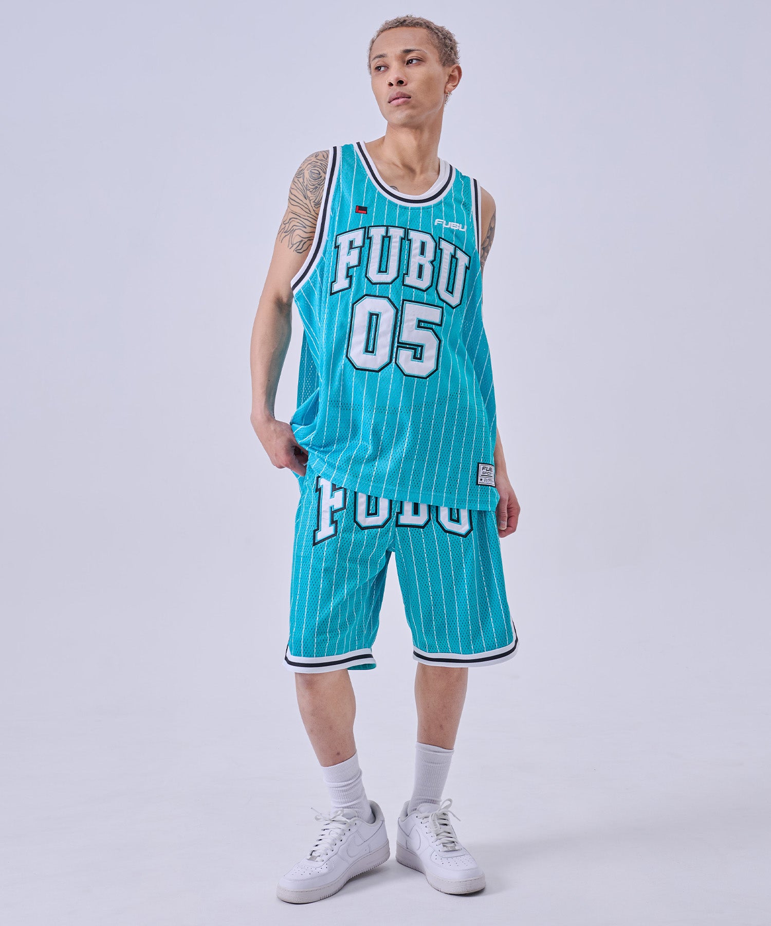 FUBU フブ バスケットボールタンクトップ。FUBUはアメリカの代表的な