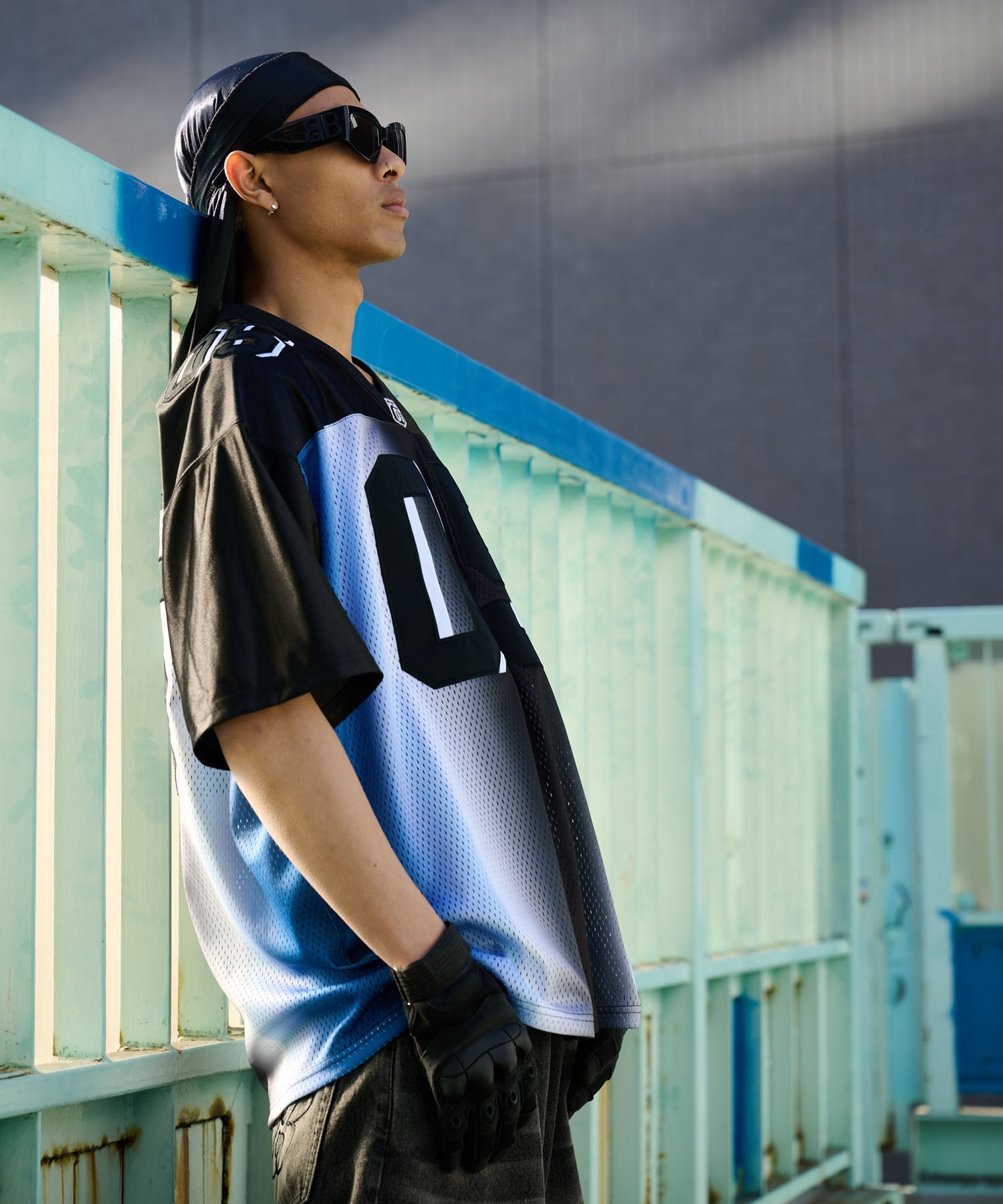 FUBU フブ OGグラデーションゲームシャツ。FUBUはアメリカの代表的な