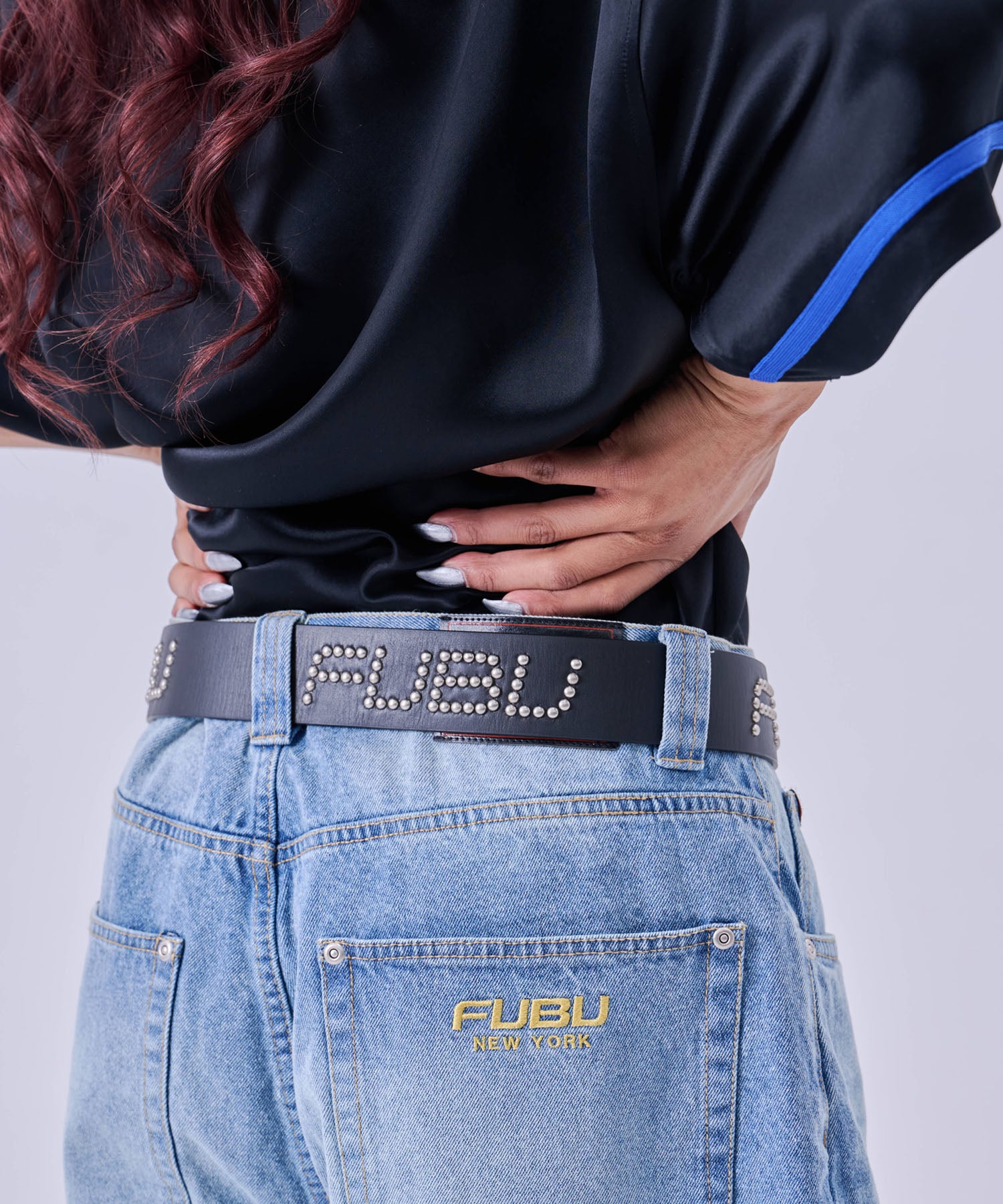 FUBU フブ スタッド付き本革ベルト。FUBUはアメリカの代表的なHIPHOP