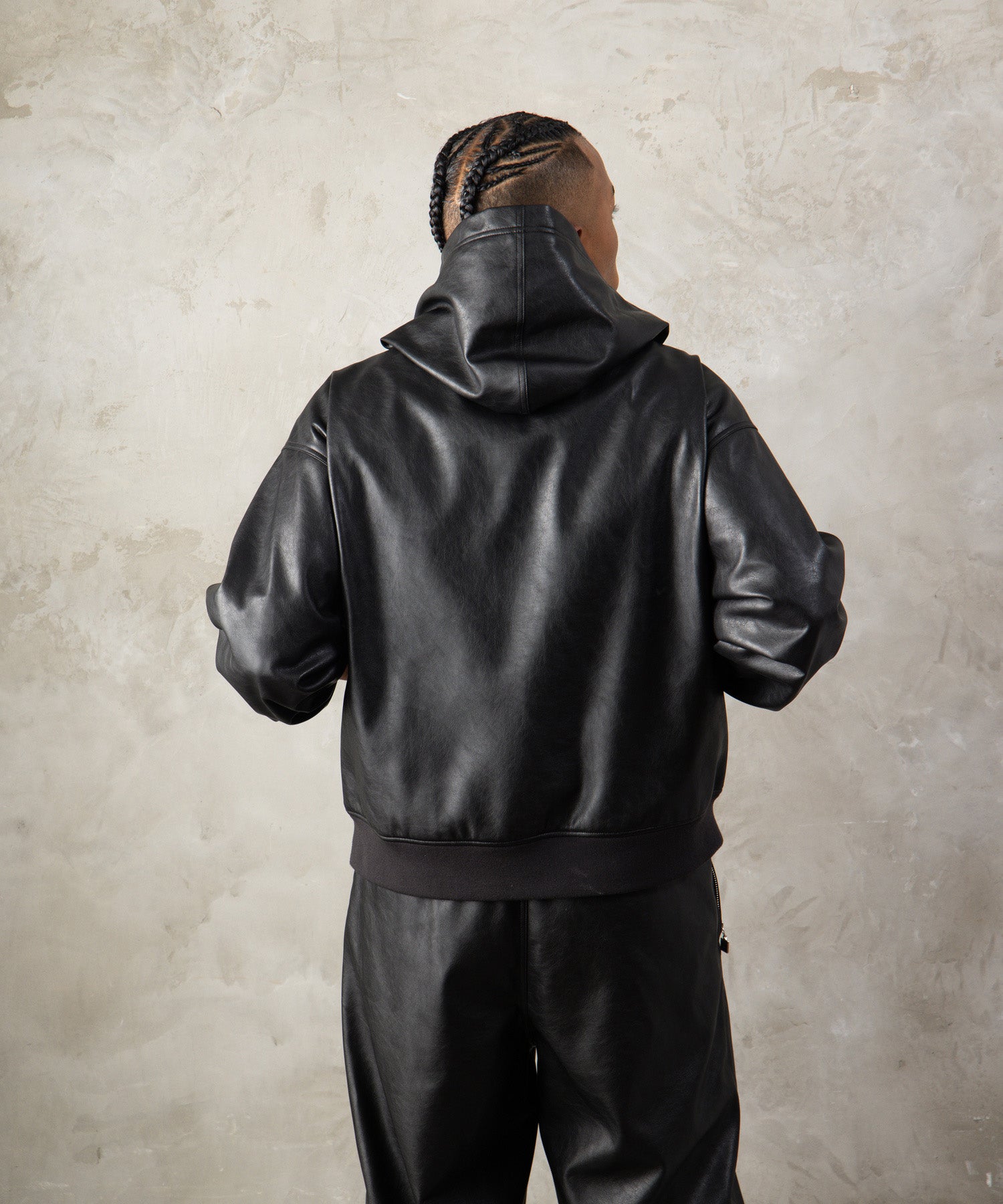 FAUX LEATHER ZIP HOODIE/フェイクレザージップフーディー【FAM-62300
