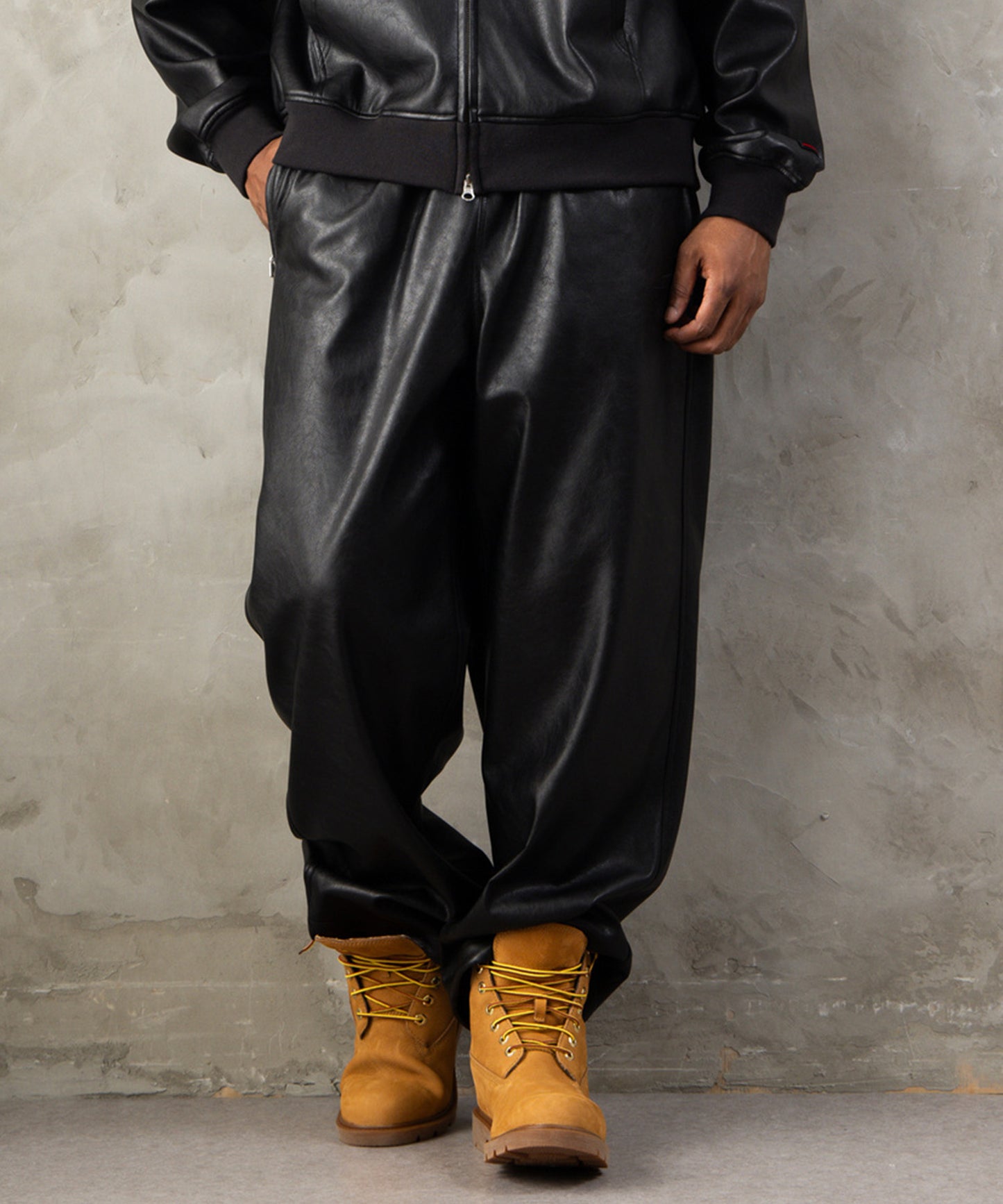 【NEW】FAUX LEATHER EASY PANTS/フェイクレザーイージーパンツ【FAM-62500】