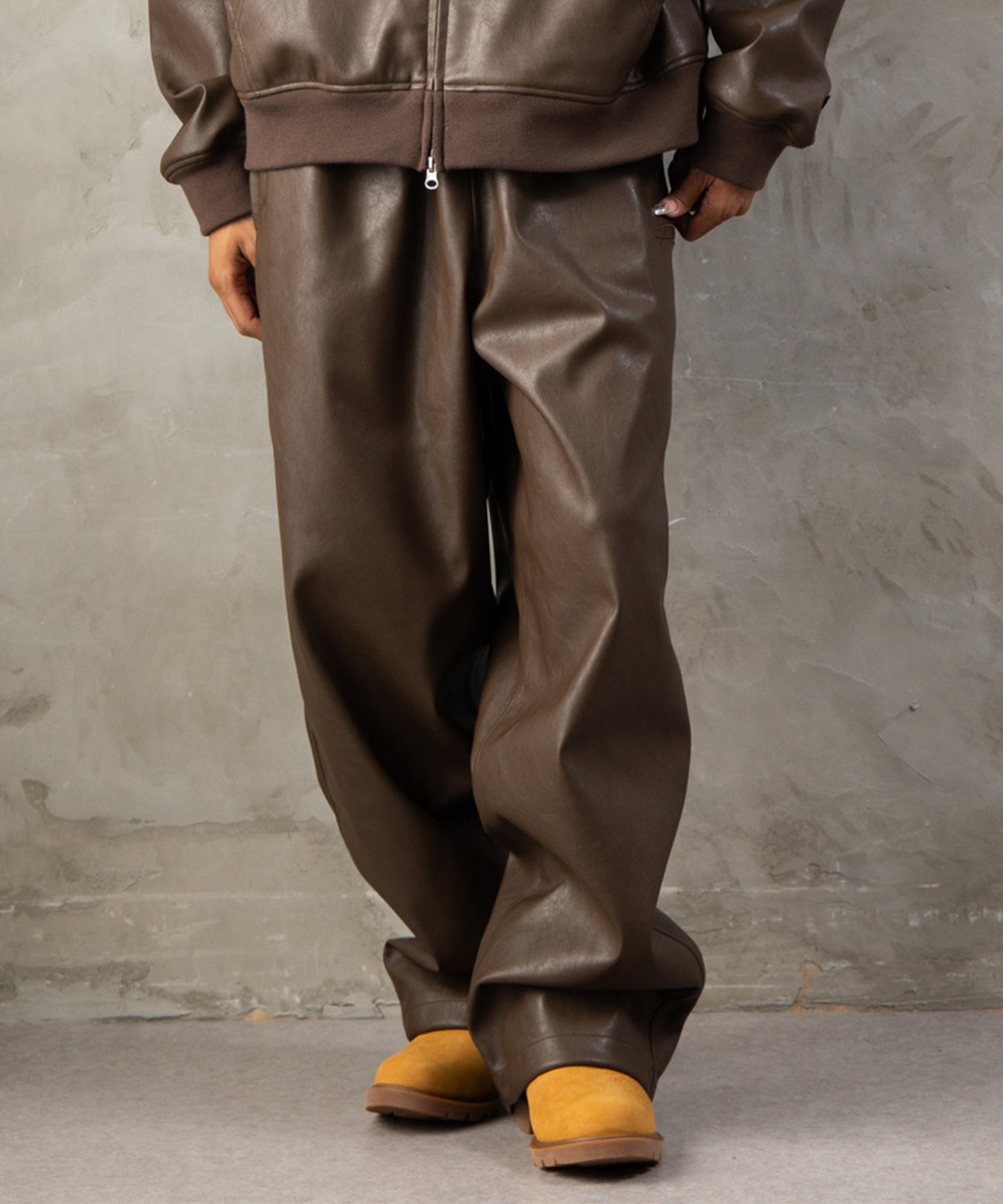 【NEW】FAUX LEATHER EASY PANTS/フェイクレザーイージーパンツ【FAM-62500】