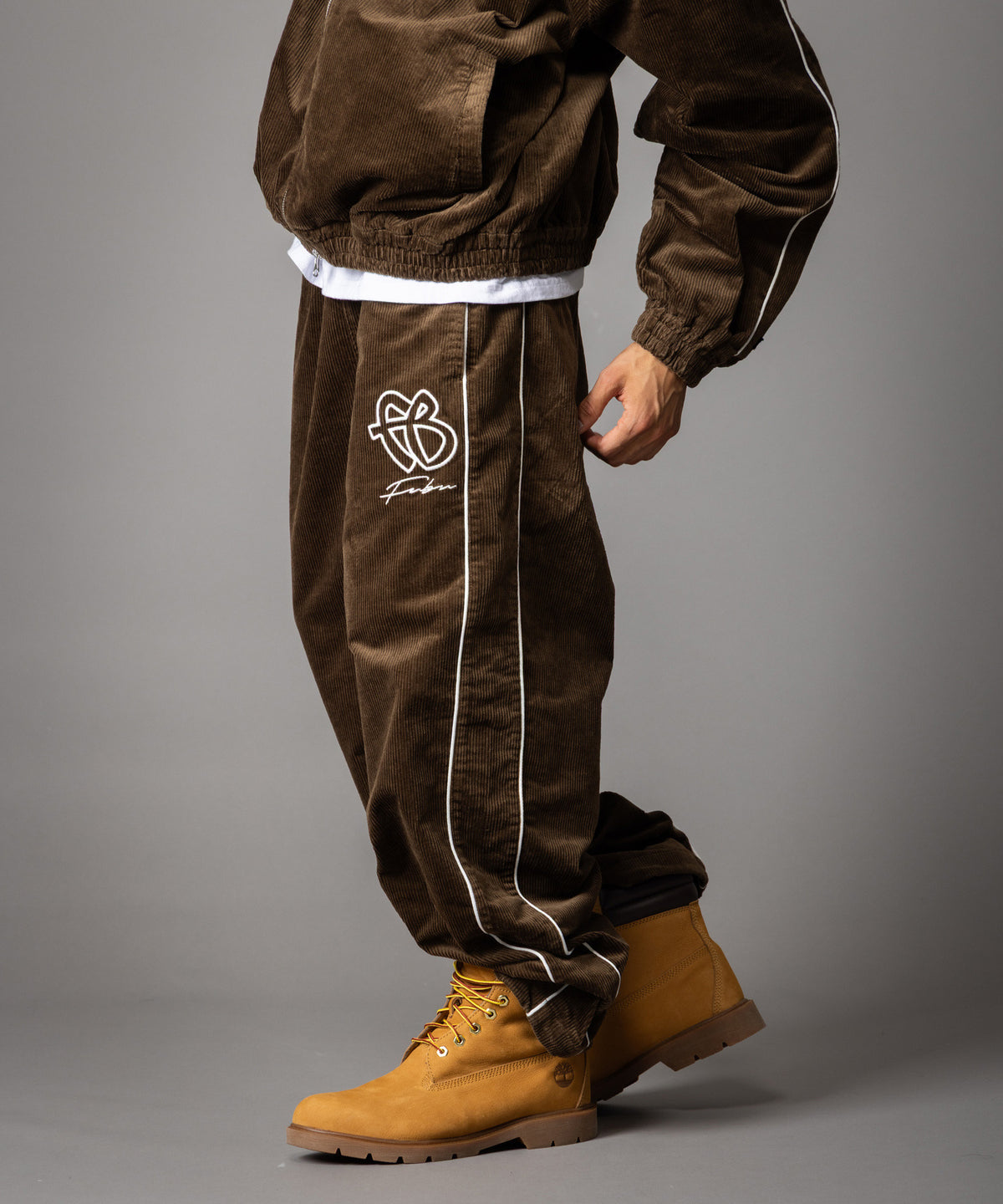 【NEW】CORDUROY TRACK PANTS/コーデュロイトラックパンツ【FAM-62502】【10月5日から順次配送】