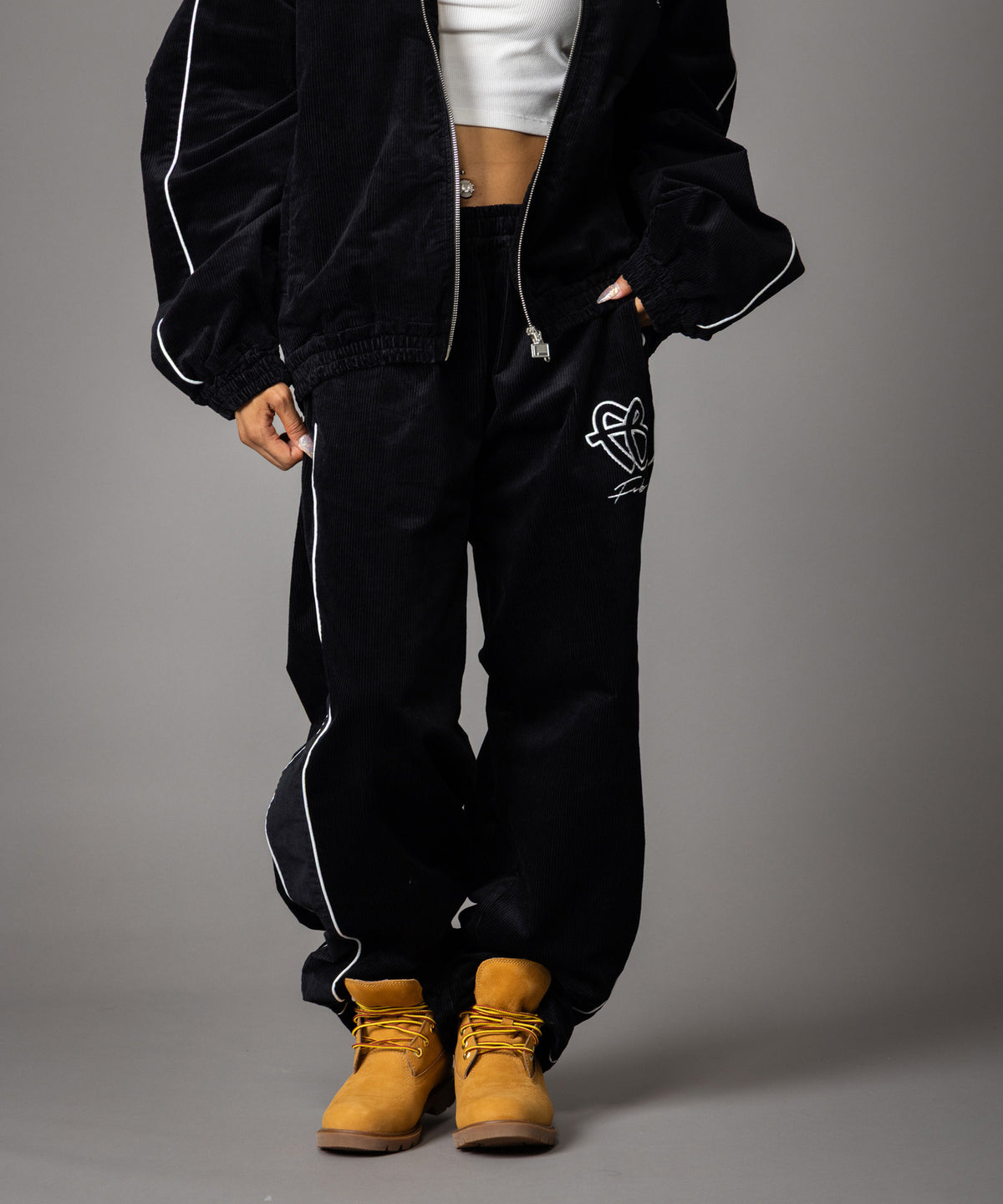 【NEW】CORDUROY TRACK PANTS/コーデュロイトラックパンツ【FAM-62502】【10月5日から順次配送】