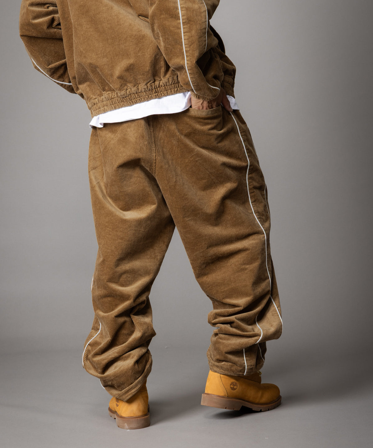 【NEW】CORDUROY TRACK PANTS/コーデュロイトラックパンツ【FAM-62502】【10月5日から順次配送】