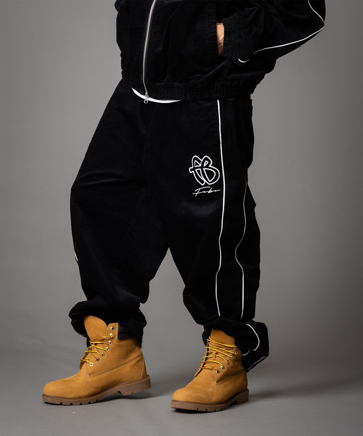 【NEW】CORDUROY TRACK PANTS/コーデュロイトラックパンツ【FAM-62502】【10月5日から順次配送】