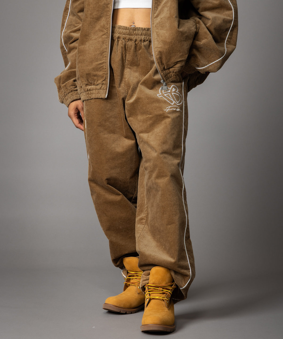 【NEW】CORDUROY TRACK PANTS/コーデュロイトラックパンツ【FAM-62502】【10月5日から順次配送】