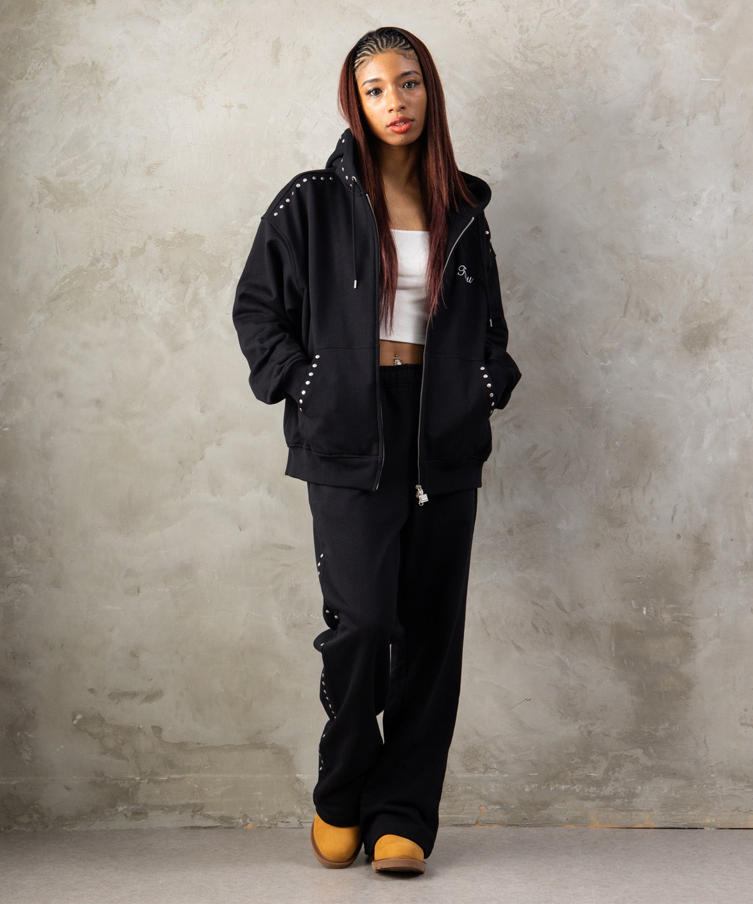 STUDS FLARE SWEAT PANTS/スタッズフレアスウェットパンツ【FAM-62507