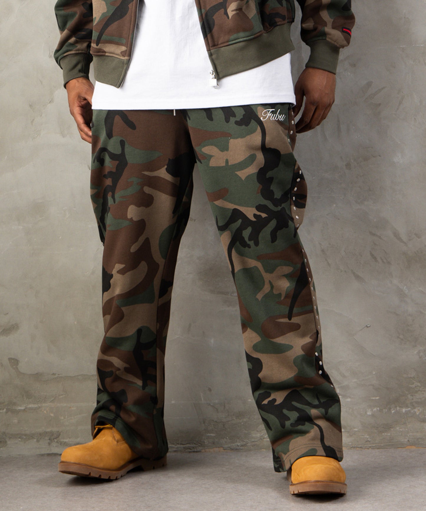 【NEW】STUDS FLARE SWEAT PANTS/スタッズフレアスウェットパンツ【FAM-62507】