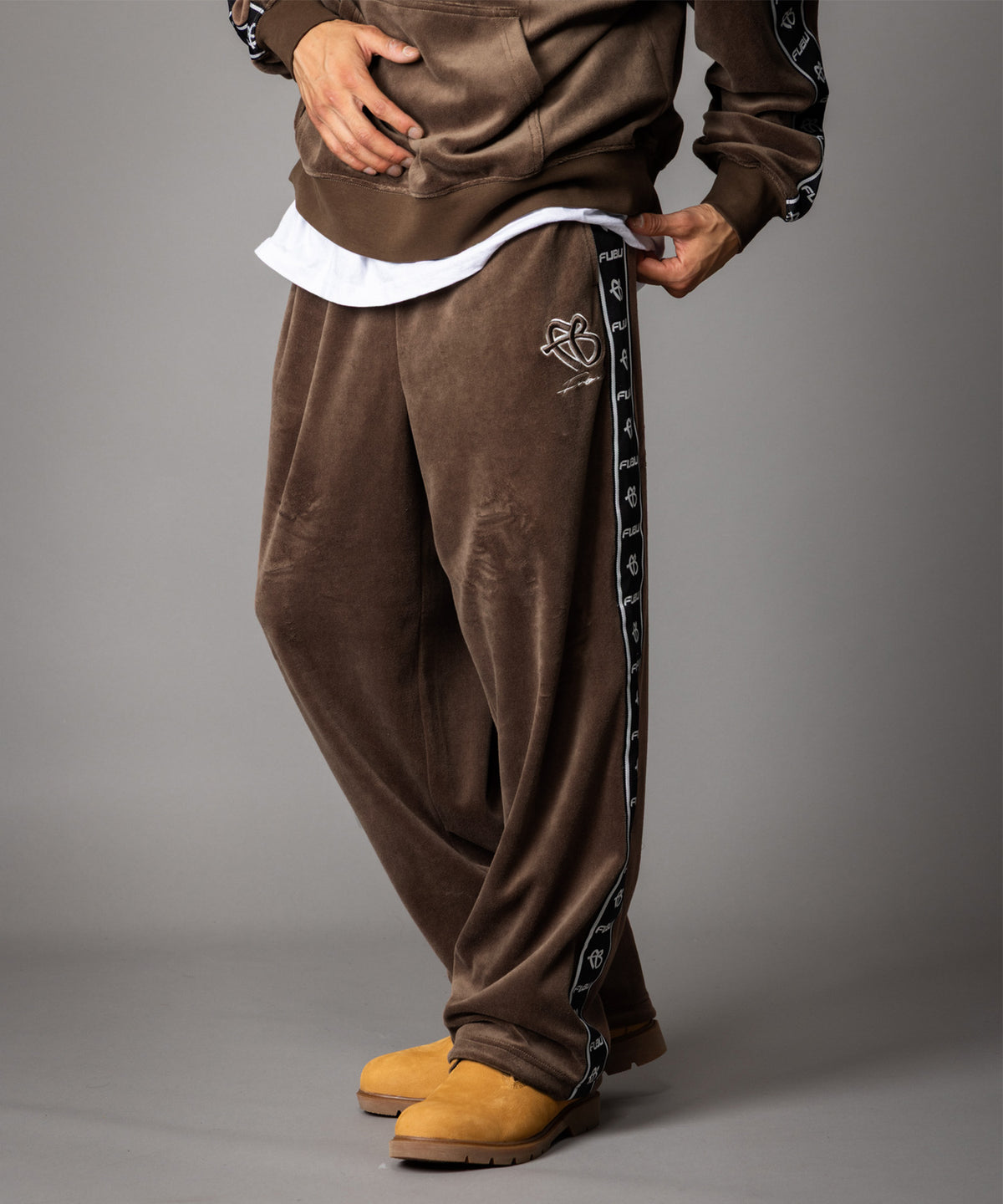 EXCLUSIVE【NEW】VELOR EASY PANRS/ベロアイージーパンツ【FAM-62508】