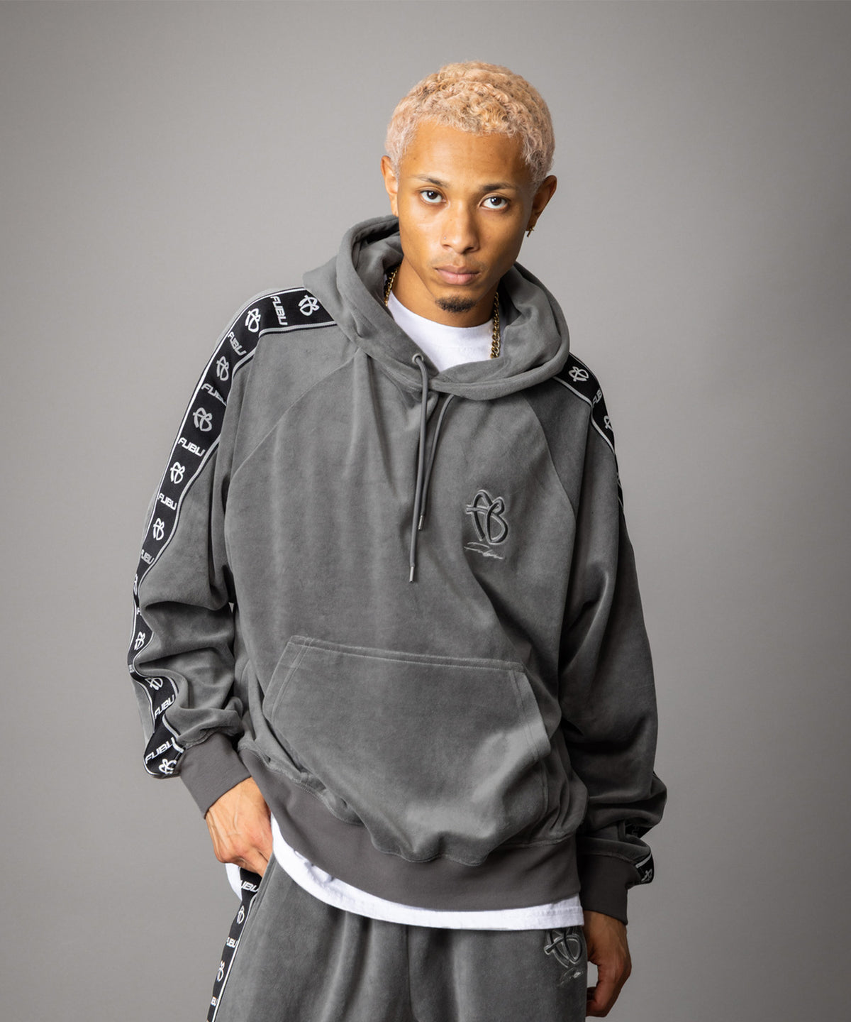 【NEW】VELOR HOODIE/ベロアフーディー【FAM-62710】