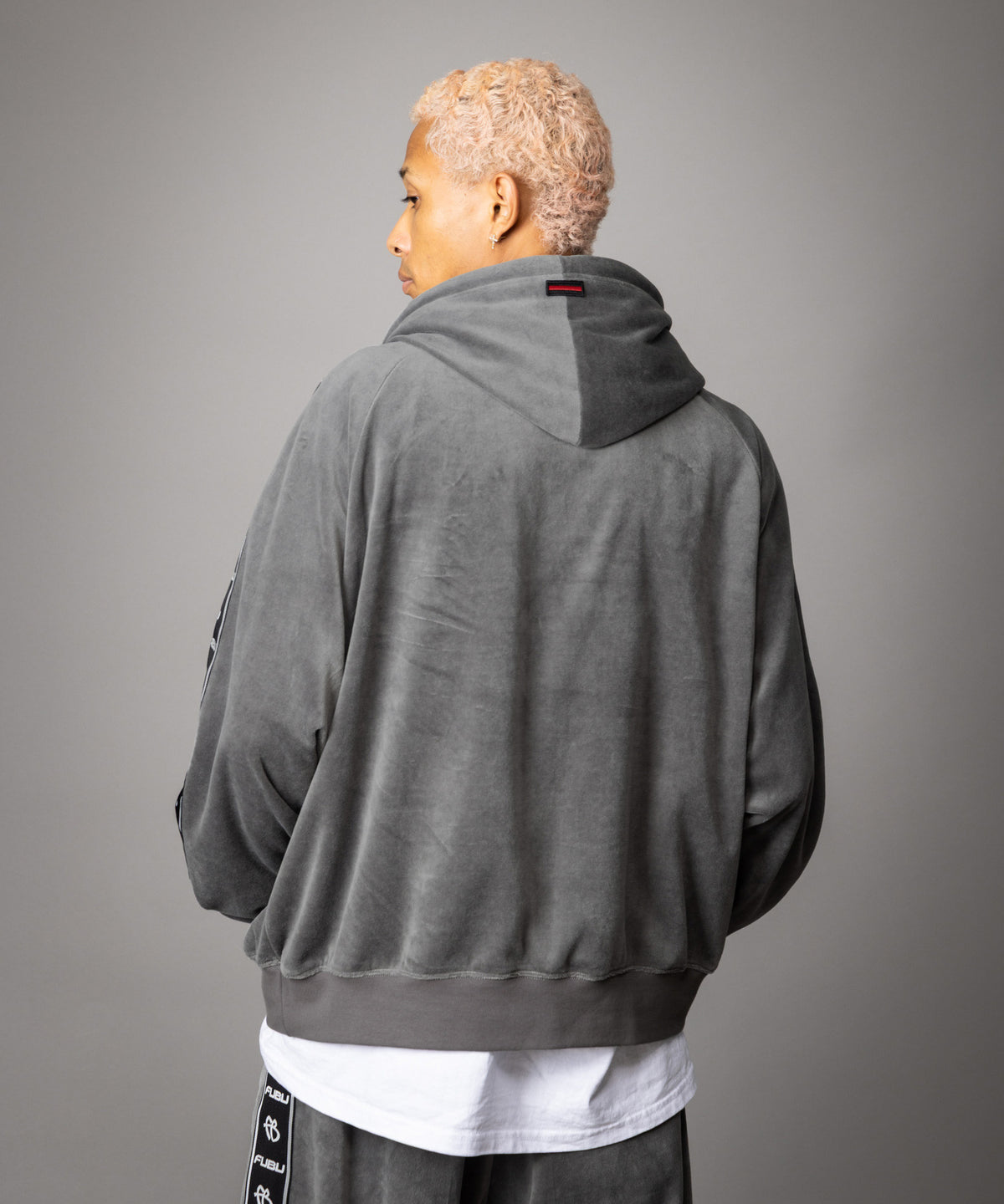 【NEW】VELOR HOODIE/ベロアフーディー【FAM-62710】