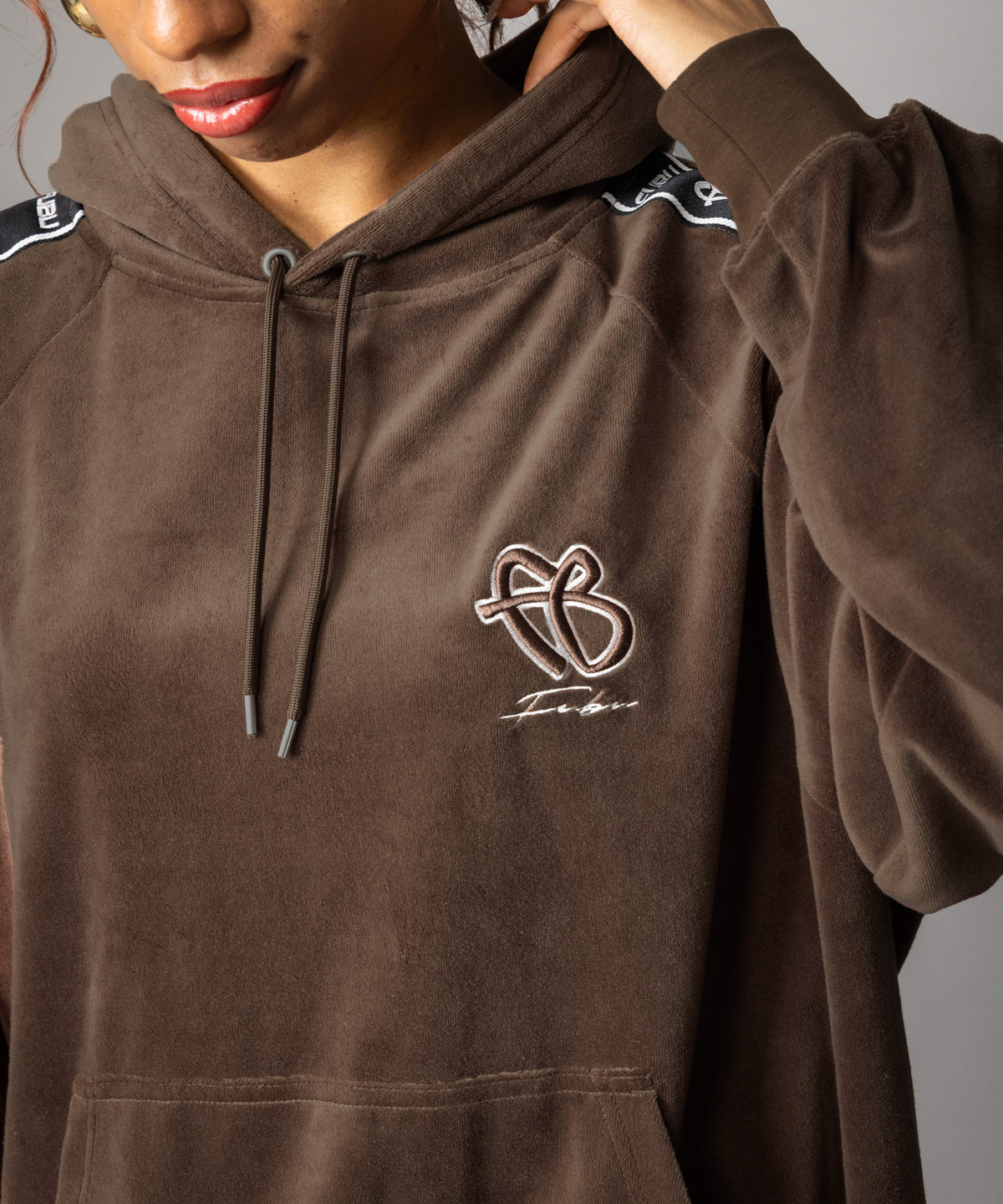 【NEW】VELOR HOODIE/ベロアフーディー【FAM-62710】