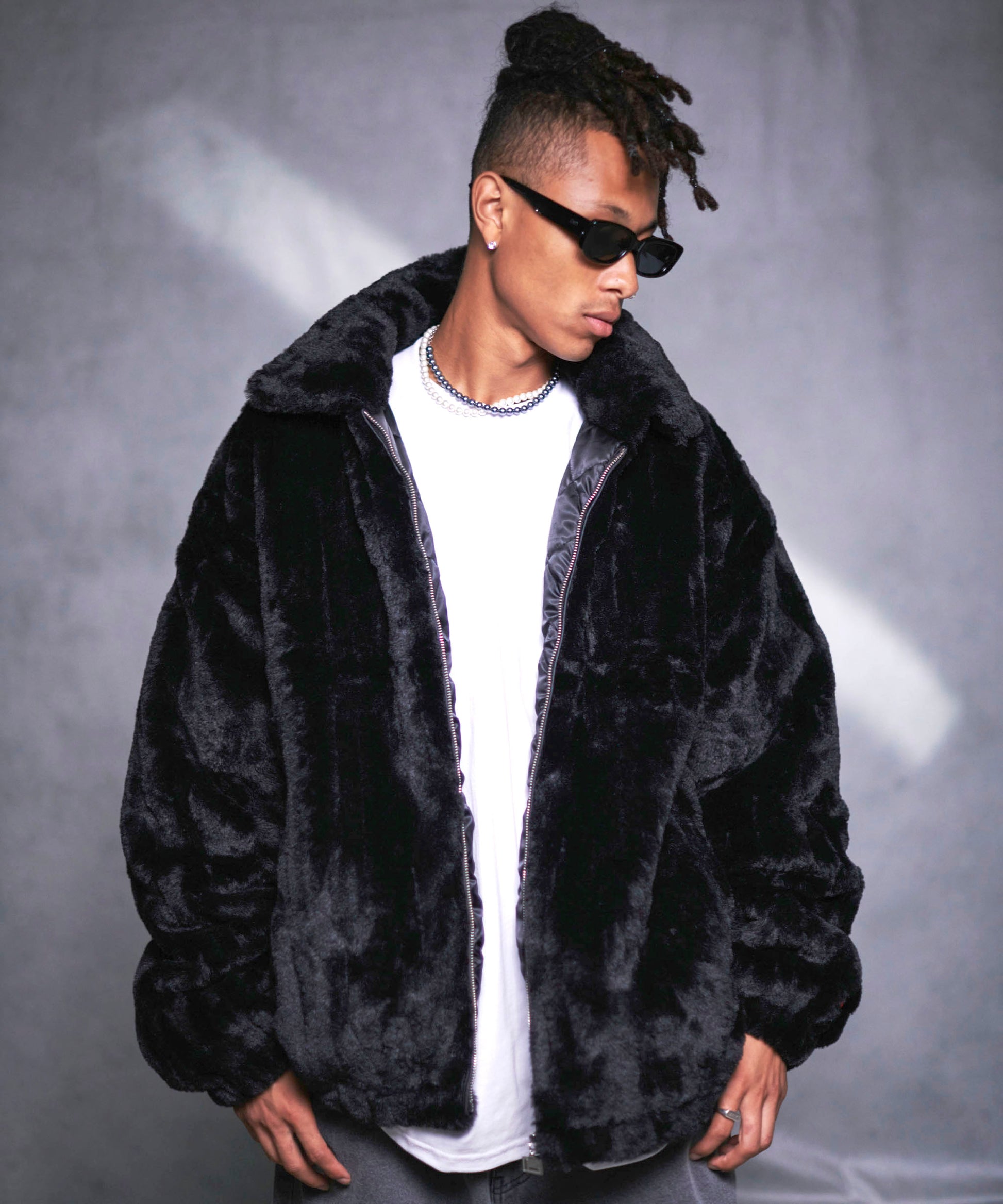 FUBU フブ アウター フェイクファージャケット 。FUBUはアメリカの代表 