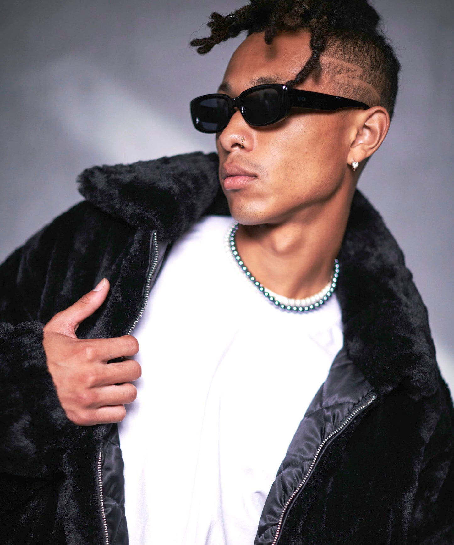 FUBU フブ アウター フェイクファージャケット 。FUBUはアメリカの代表 