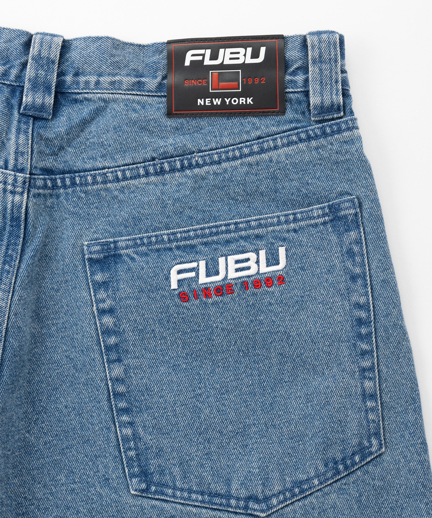 FUBU フブ 刺繍ロゴ デニムショートパンツ。FUBUはアメリカの代表的な