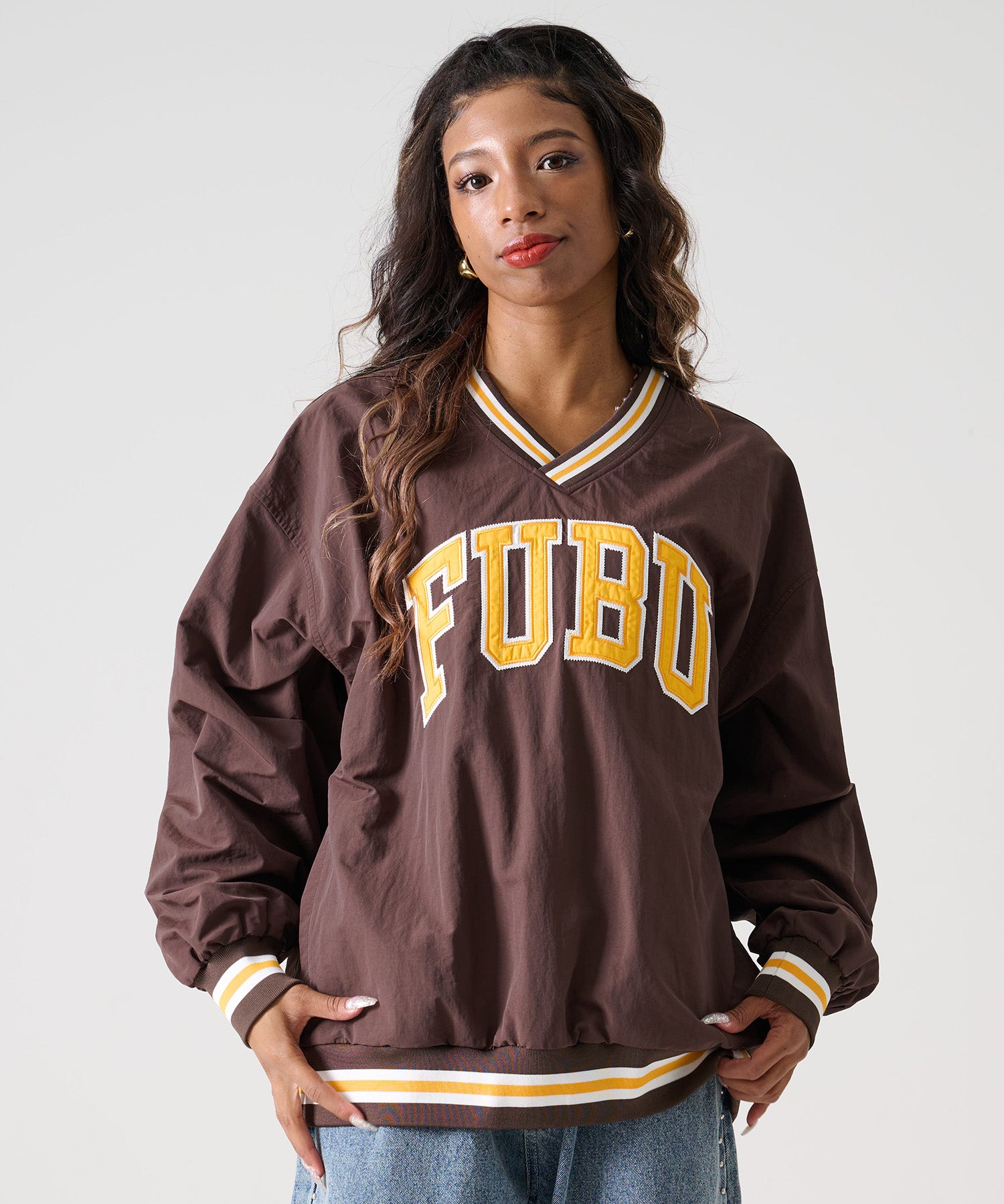 FUBU フブ ナイロン プルオーバー。FUBUはアメリカの代表的なHIPHOP