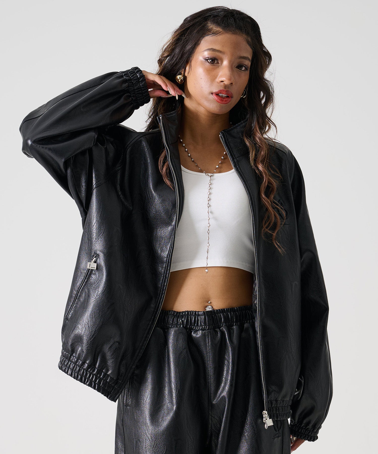 FUBU フブ スタンドパッチ レザー ジャケット。FUBUはアメリカの代表的