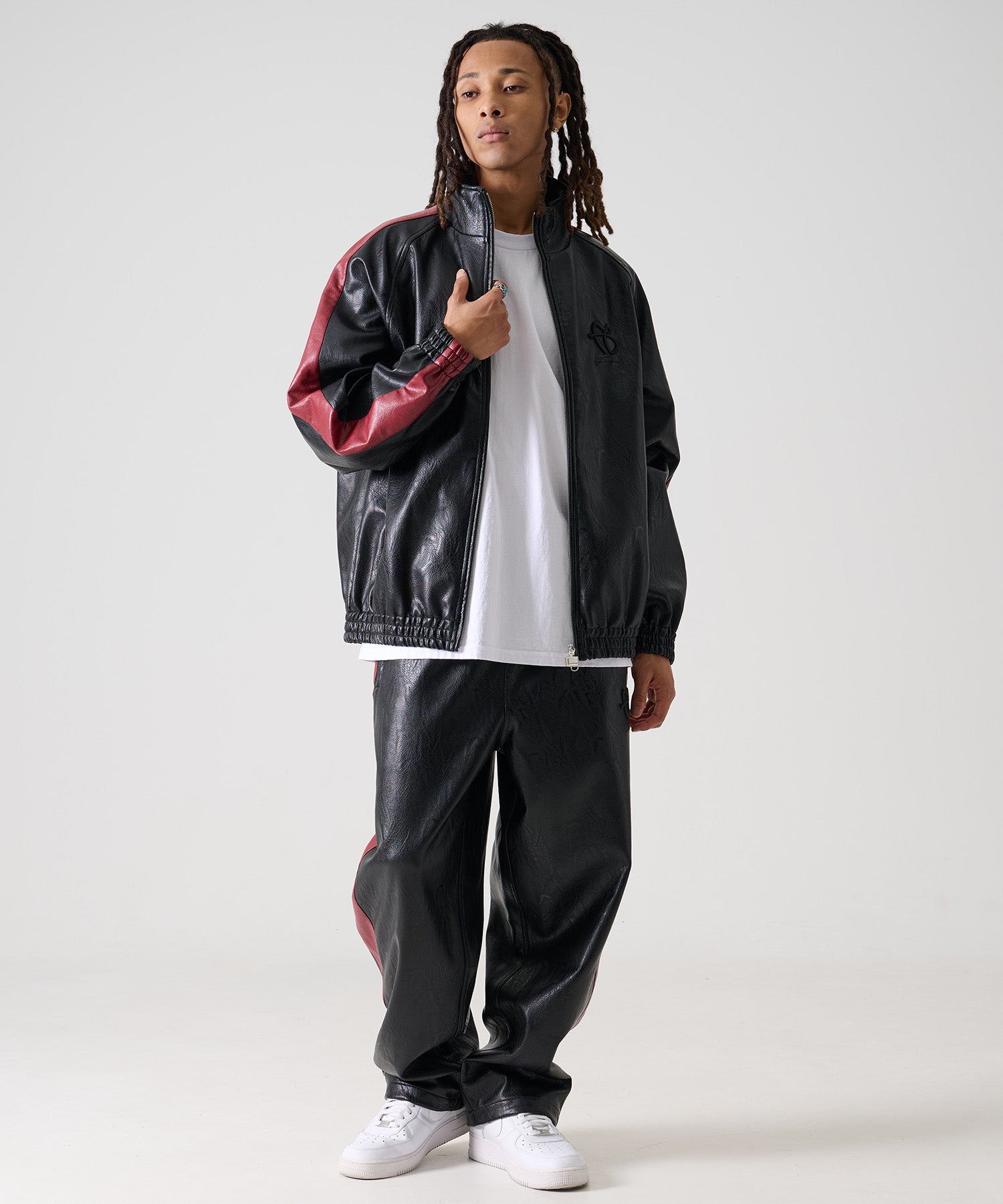 FUBU フブ スタンドパッチ レザー ジャケット。FUBUはアメリカの代表的
