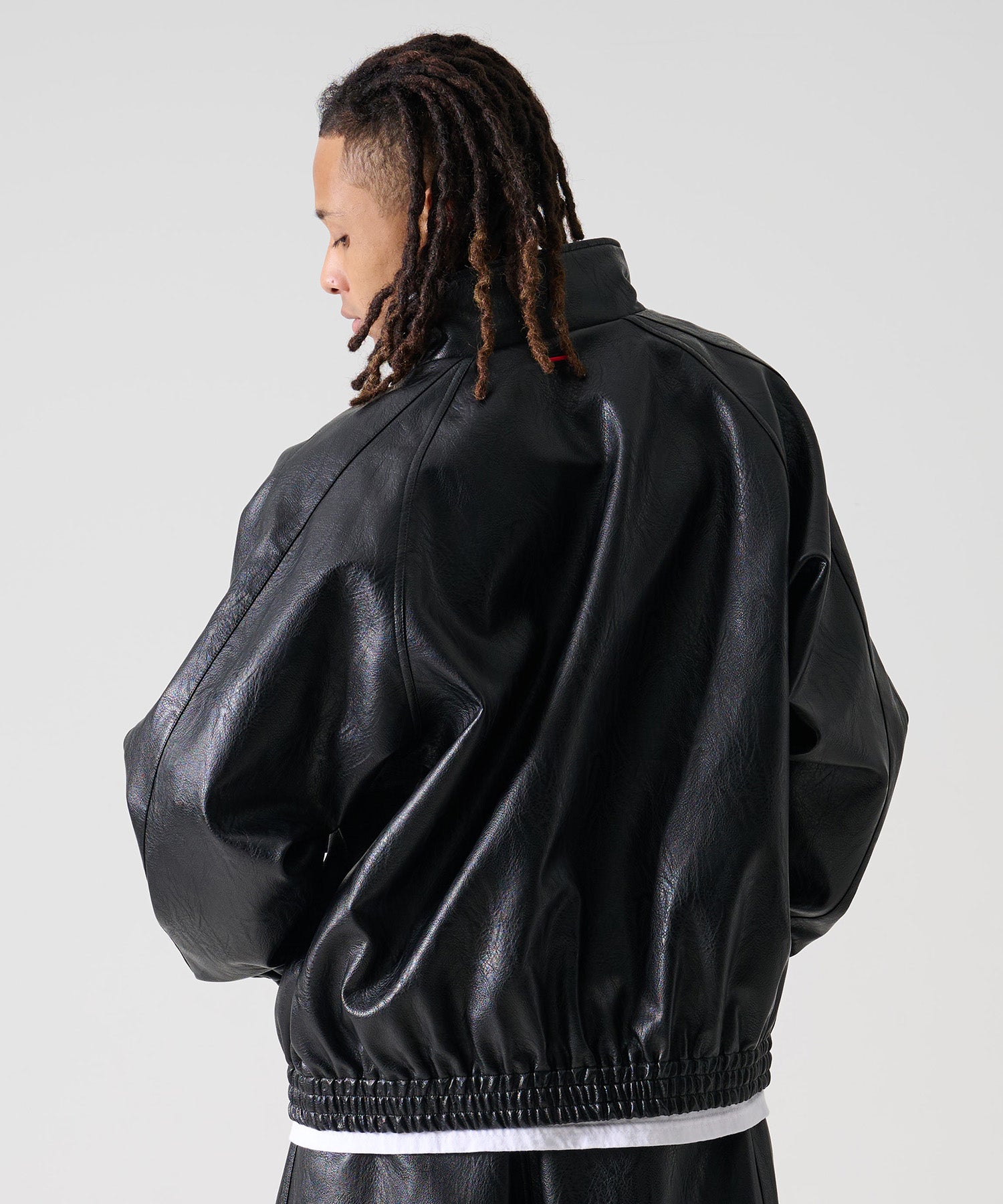 FUBU フブ スタンドパッチ レザー ジャケット。FUBUはアメリカの代表的