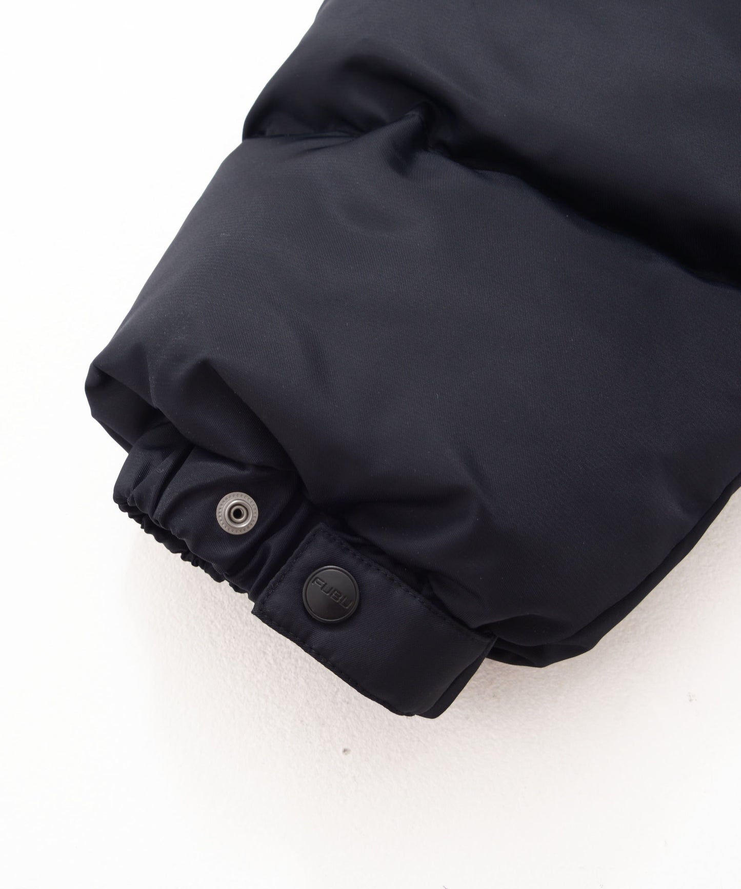 【NEW】【9月下旬発送予定】SHORT NYLON TWILL PUFFER JACKET/ショートナイロンツイルパファージャケット【FAM-52303】