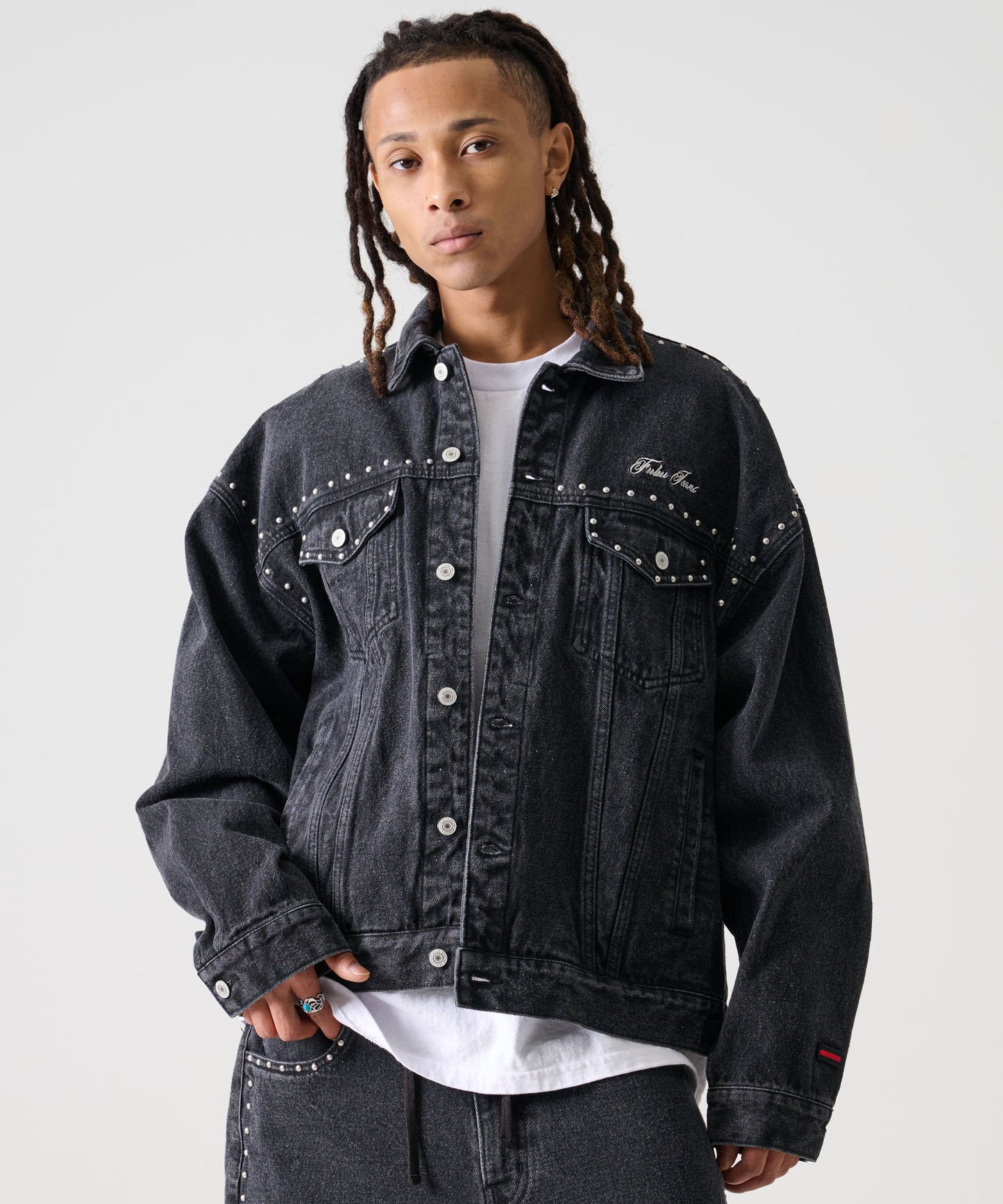【NEW】STUDS DENIM JACKET/スタッド付きデニムジャケット【FAM-52309】