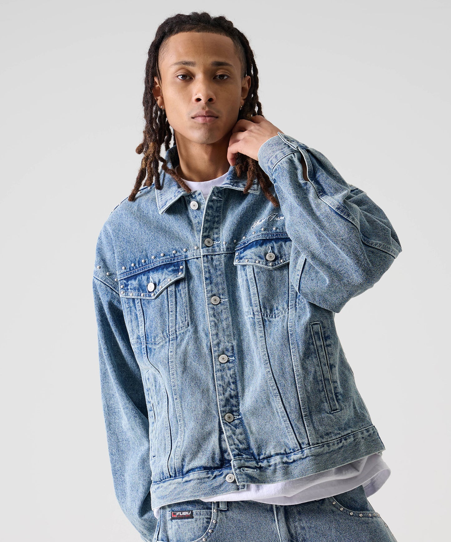 【年末SALE30%OFF】STUDS DENIM JACKET/スタッド付きデニムジャケット【FAM-52309】