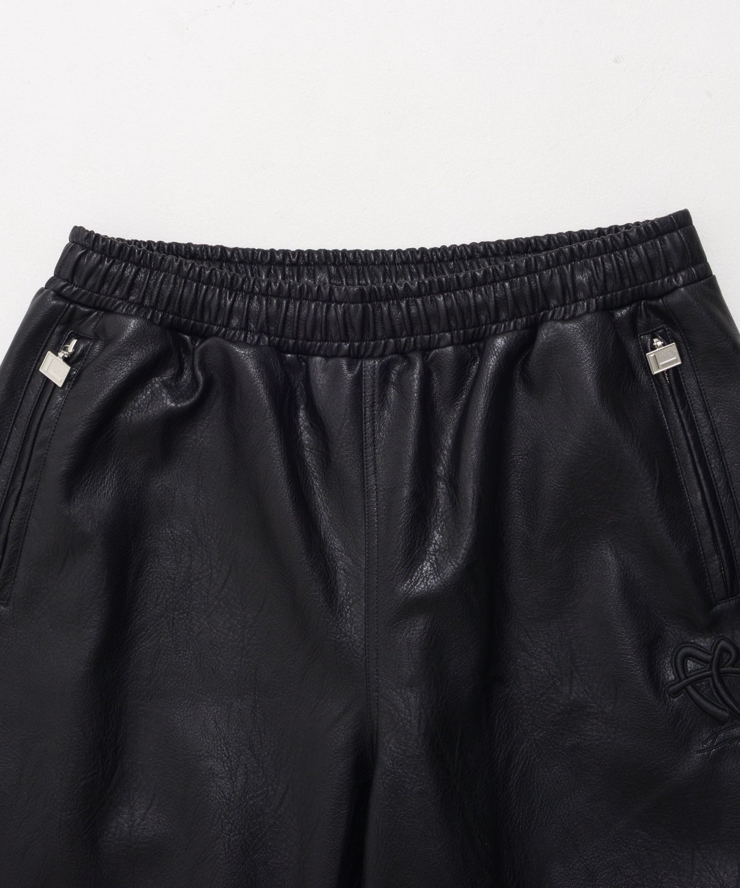 【Black Friday30%OFF】FAUX LEATHER TRACK PANTS/フェイクレザー トラックパンツ【FAM-52500】