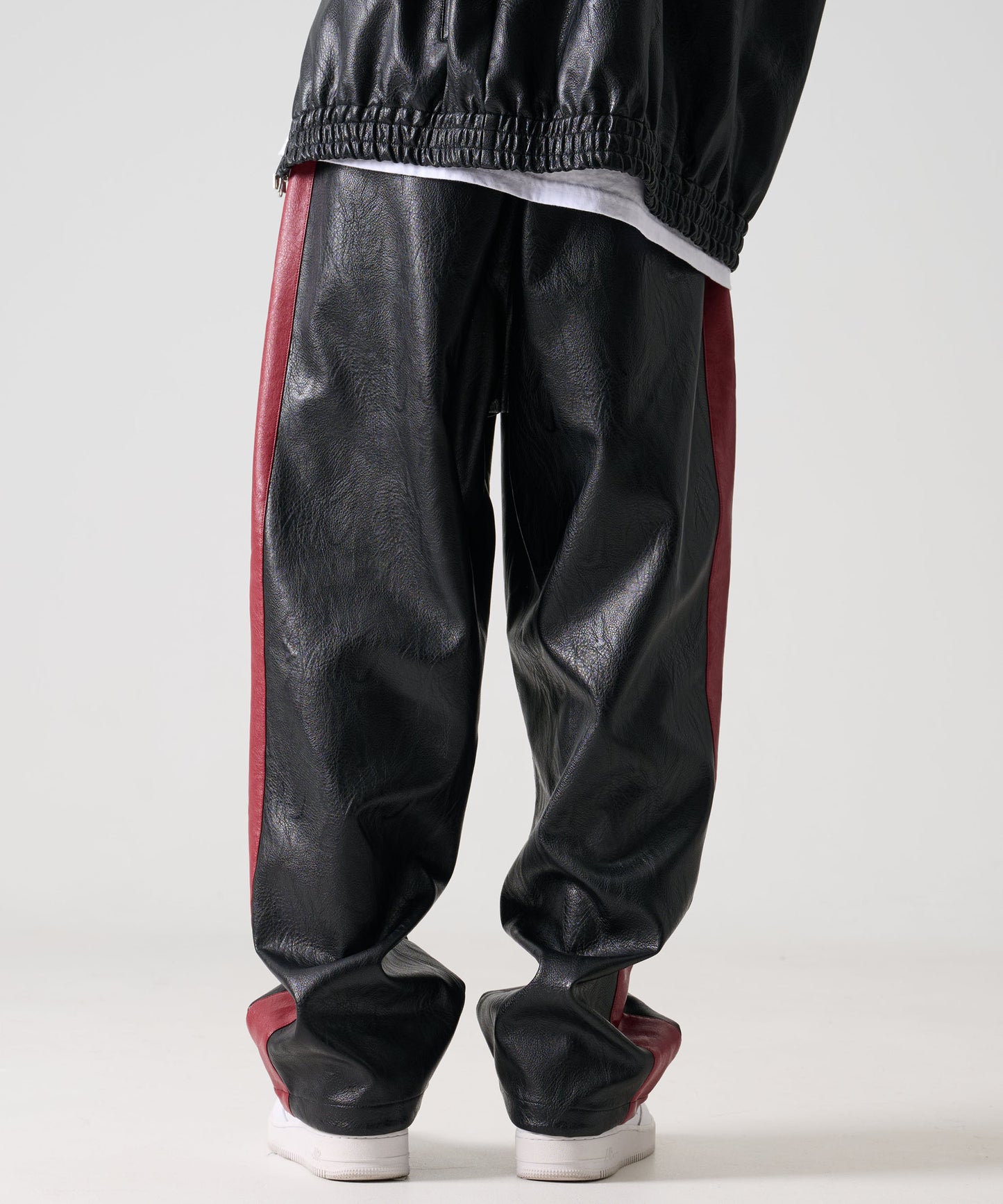 【Black Friday30%OFF】FAUX LEATHER TRACK PANTS/フェイクレザー トラックパンツ【FAM-52500】