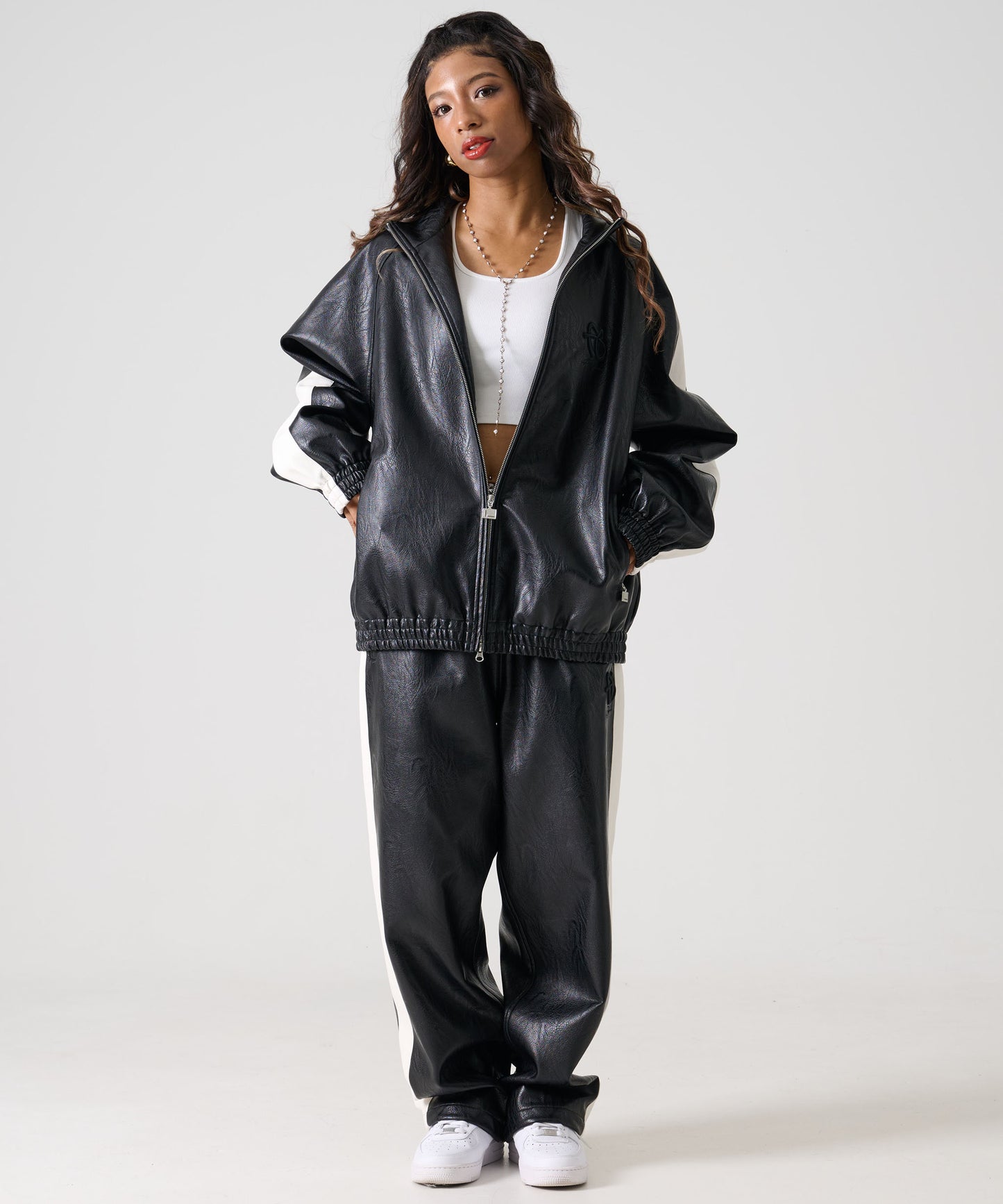 【Black Friday30%OFF】FAUX LEATHER TRACK PANTS/フェイクレザー トラックパンツ【FAM-52500】