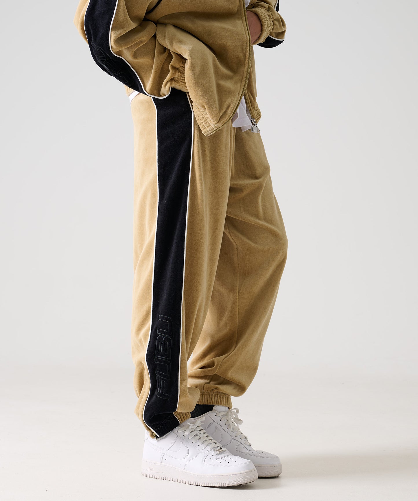 【Black Friday30%OFF】VELOR TRACK PANTS/ベロア トラックパンツ【FAM-52501】