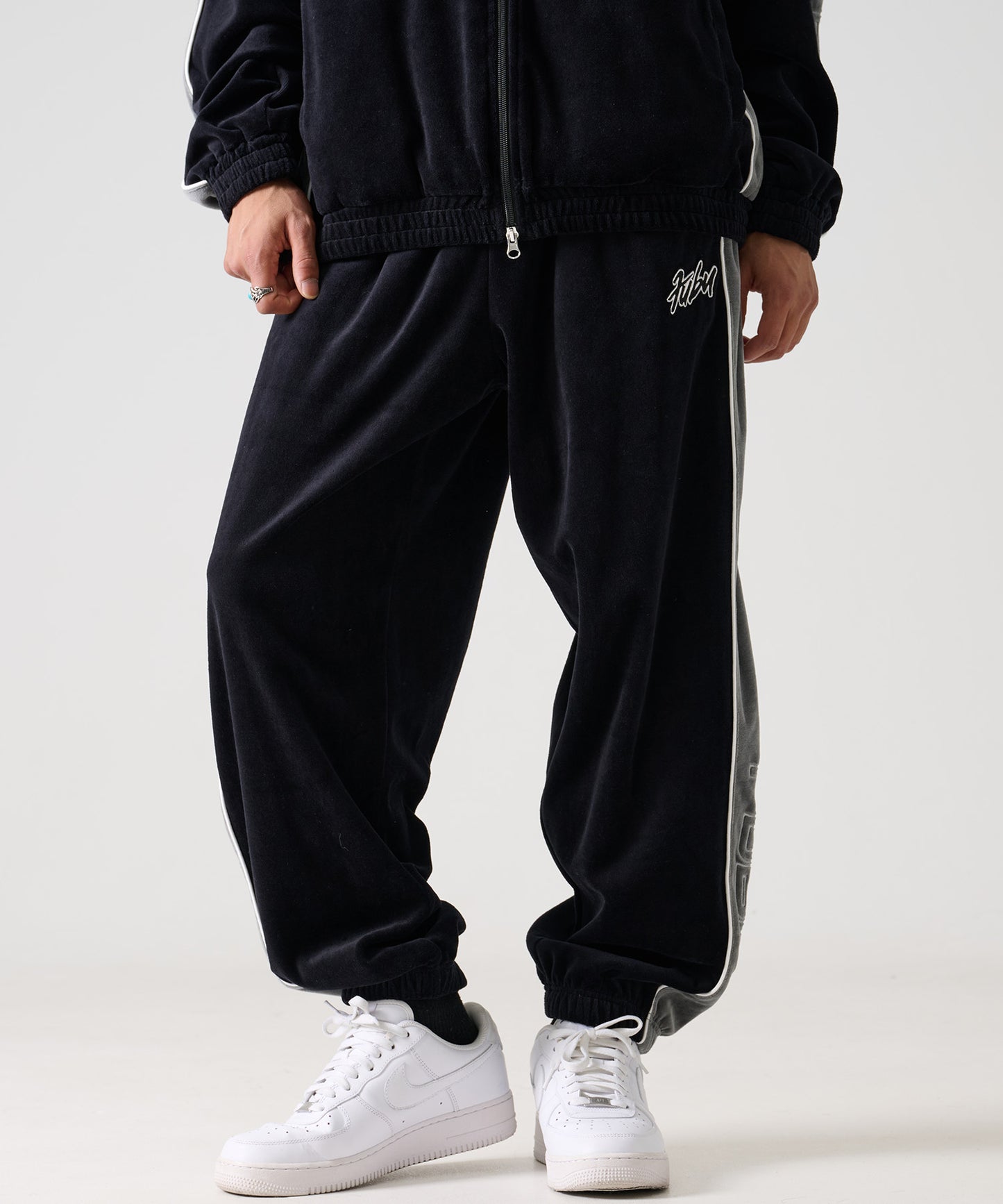 【Black Friday30%OFF】VELOR TRACK PANTS/ベロア トラックパンツ【FAM-52501】