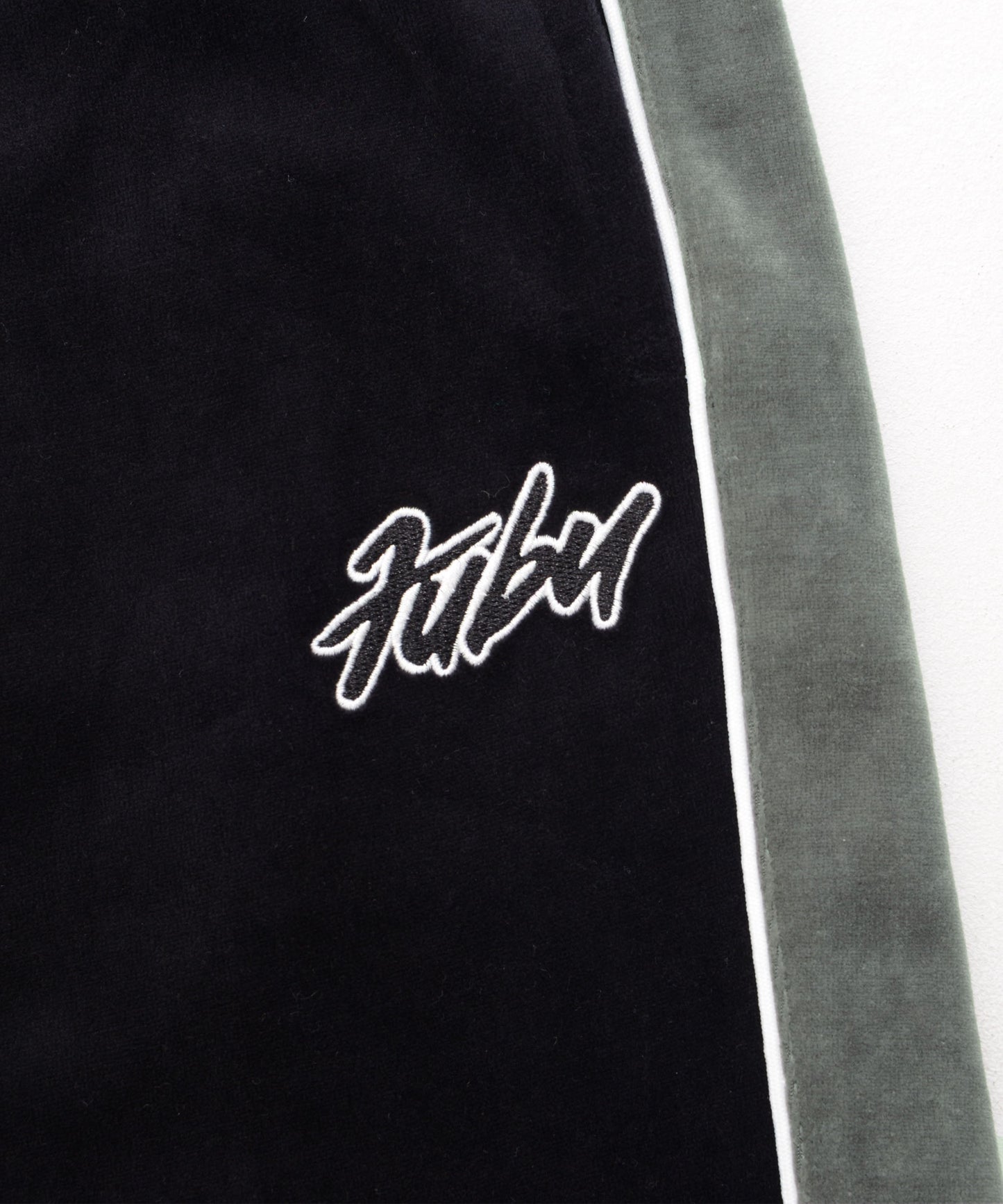 【NEW】VELOR TRACK PANTS/ベロア トラックパンツ【FAM-52501】