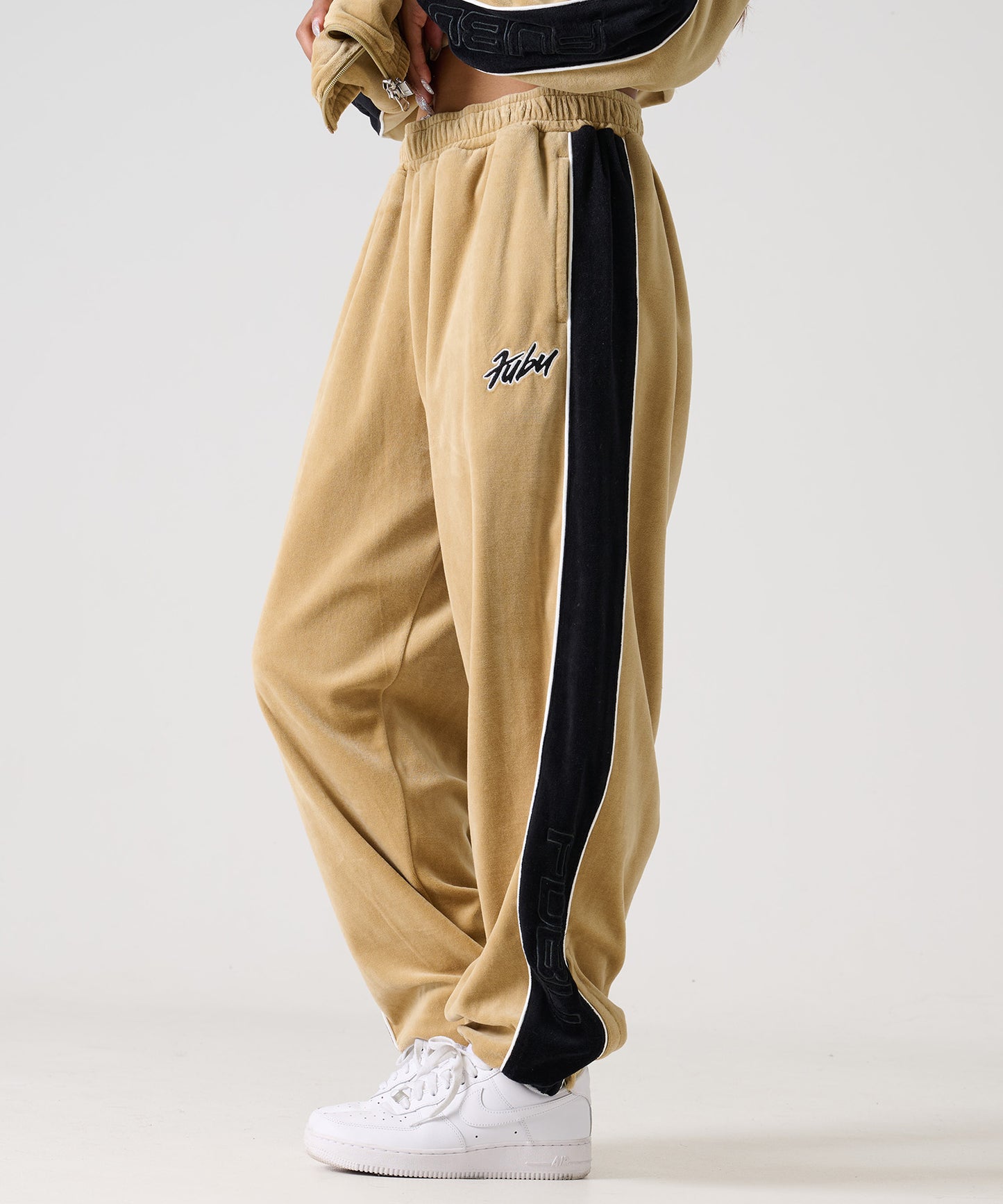 【Black Friday30%OFF】VELOR TRACK PANTS/ベロア トラックパンツ【FAM-52501】