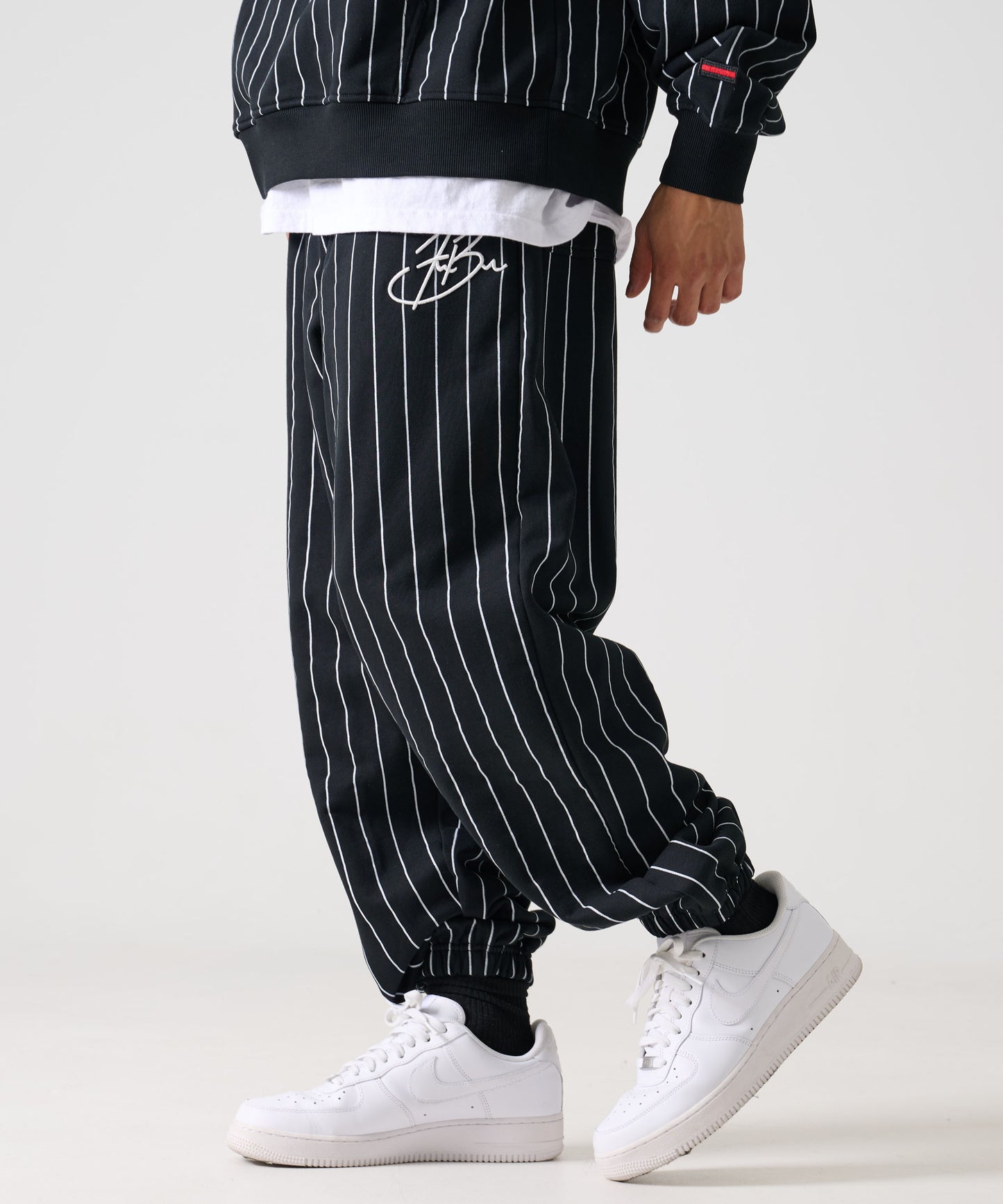 【Black Friday30%OFF】STRIPE SWEAT PANTS/スタッズ デニム パンツ ワイド 【FAM-52503】
