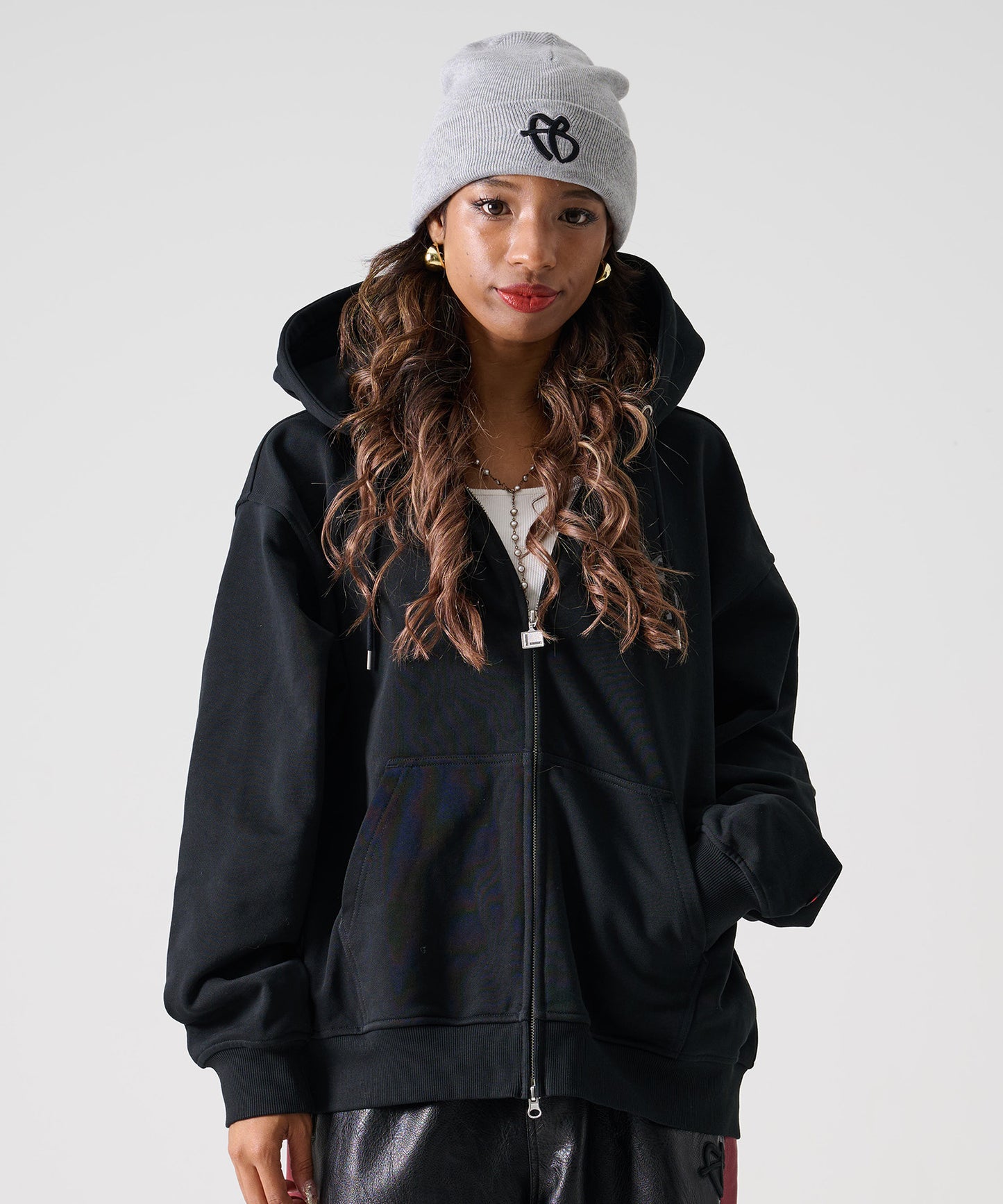 【Black Friday30%OFF】FB ZIP HOODIE/FBロゴ ジップパーカー 【FAM-52704】