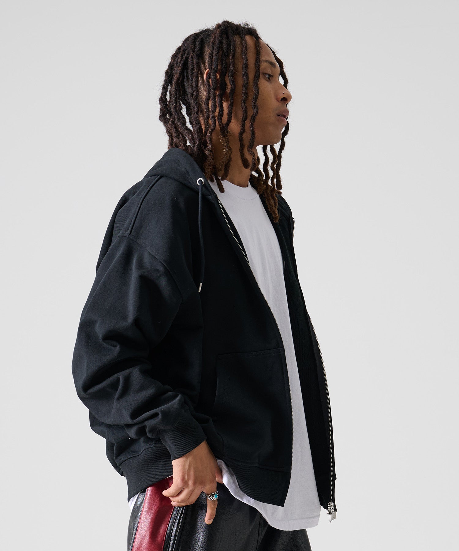 FUBU フブ FBロゴ ジップパーカー 。FUBUはアメリカの代表的なHIPHOP