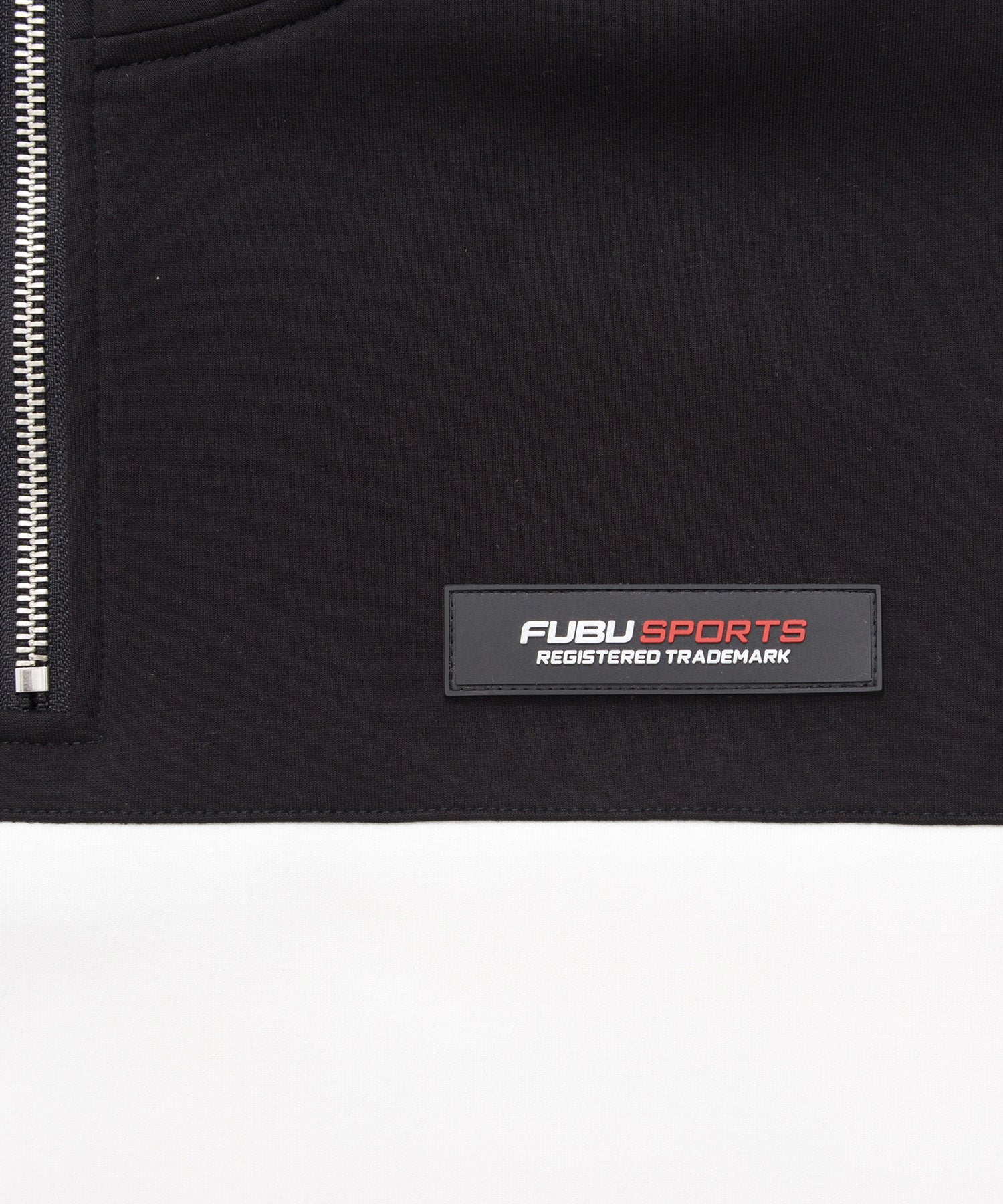 FUBU フブ テック ハーフ ジップ トレーナー 。FUBUはアメリカの代表的