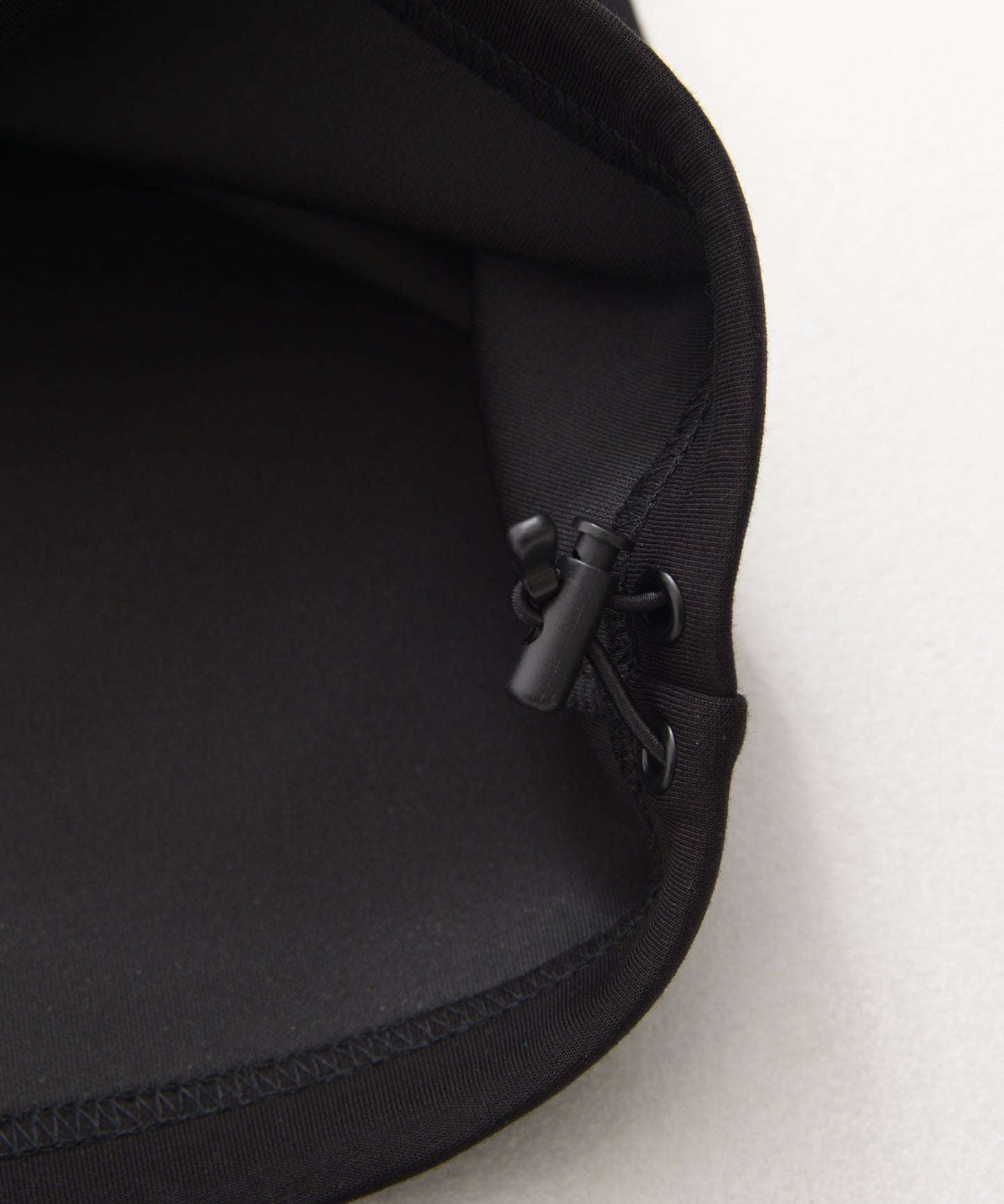 【Black Friday30%OFF】TECH HALF ZIP TRAINER/テック ハーフ ジップ トレーナー 【FAM-52706】